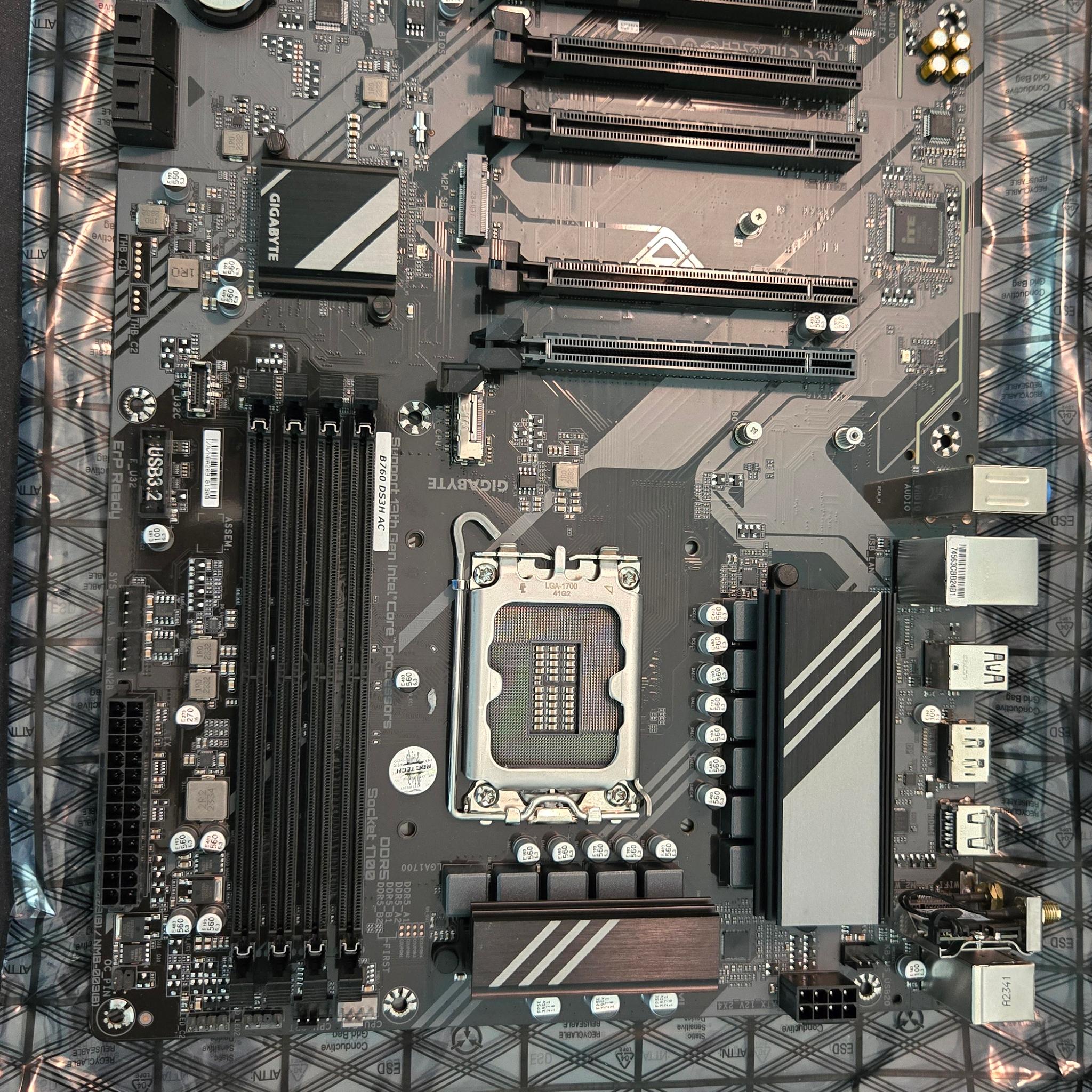 GIGABYTE B760 DS3H AC WIFI DDR5