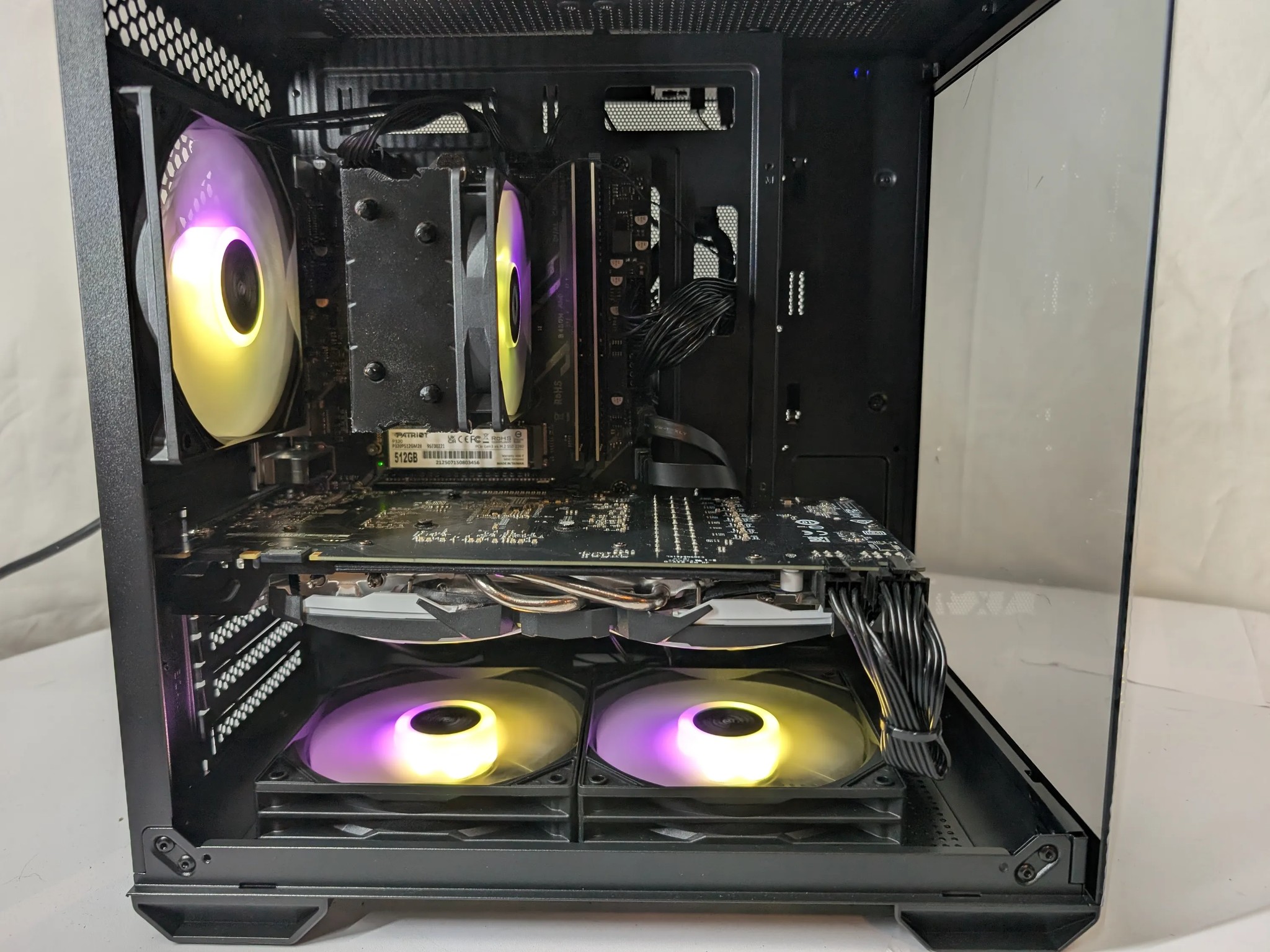 GTX 1070 TI | RYZEN 5 2600X | 16 GB DDR4| 500GB NVME