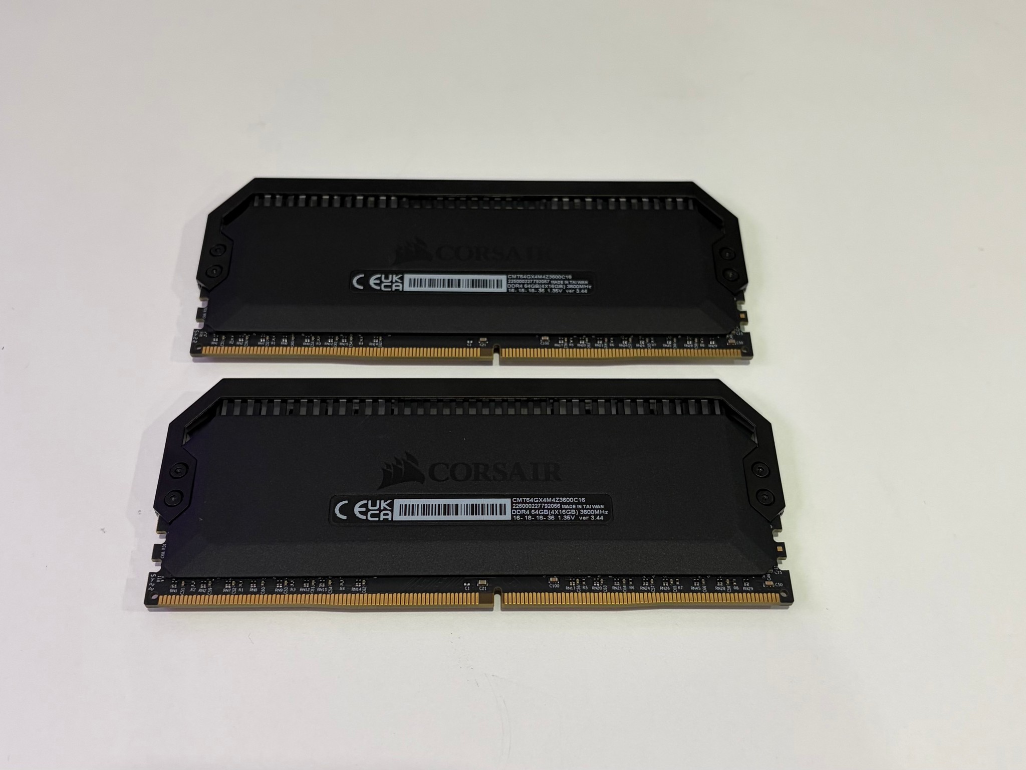 Corsair Dominator Platinum RGB 32GB (2x16GB) DDR4 RAM 3600MHz