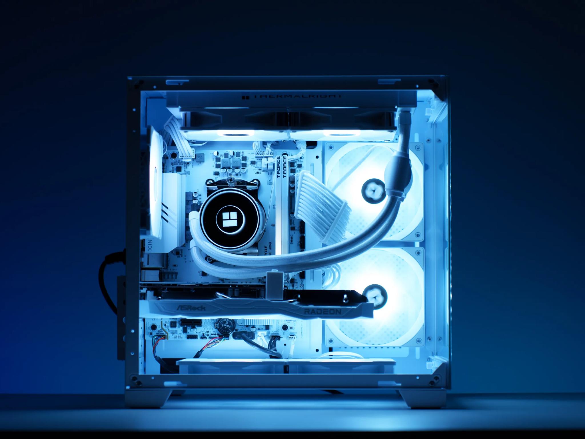 All White Gaming PC | Ryzen 5 5600x | RX 6600 | 16GB DDR4 3600MHz | 1TB m.2