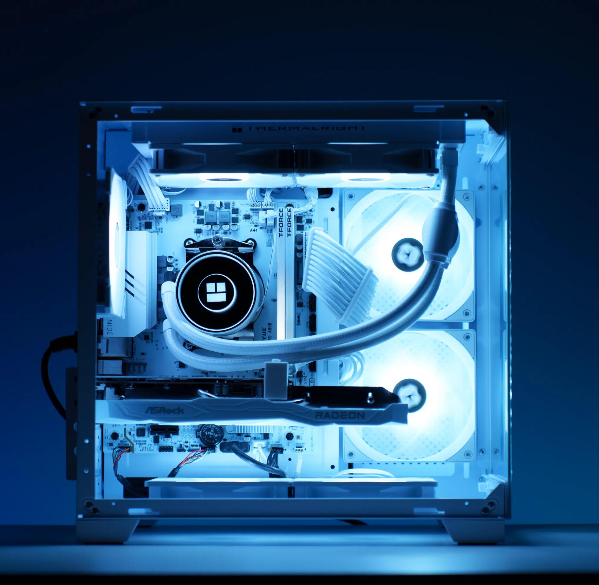 All White Gaming PC | Ryzen 5 5600x | RX 6600 | 16GB DDR4 3600MHz | 1TB m.2