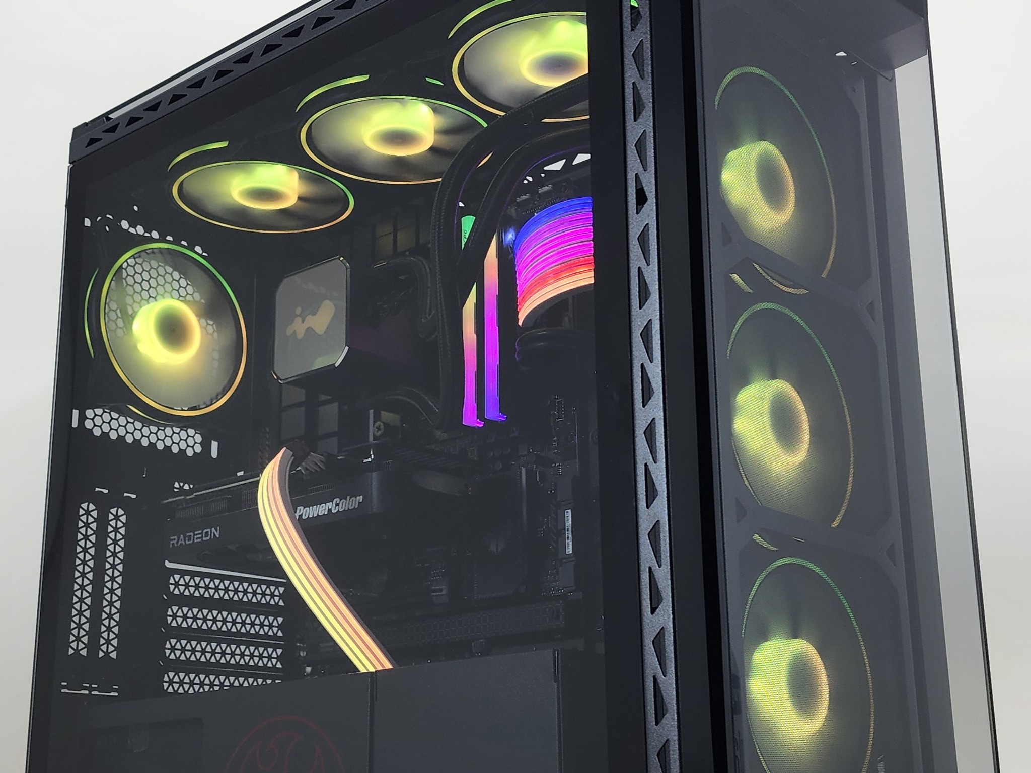 Gaming PC Ryzen 7 9700X 32GB RAM 1TB SSD 9060 XT 16GB Windows 11 Computer