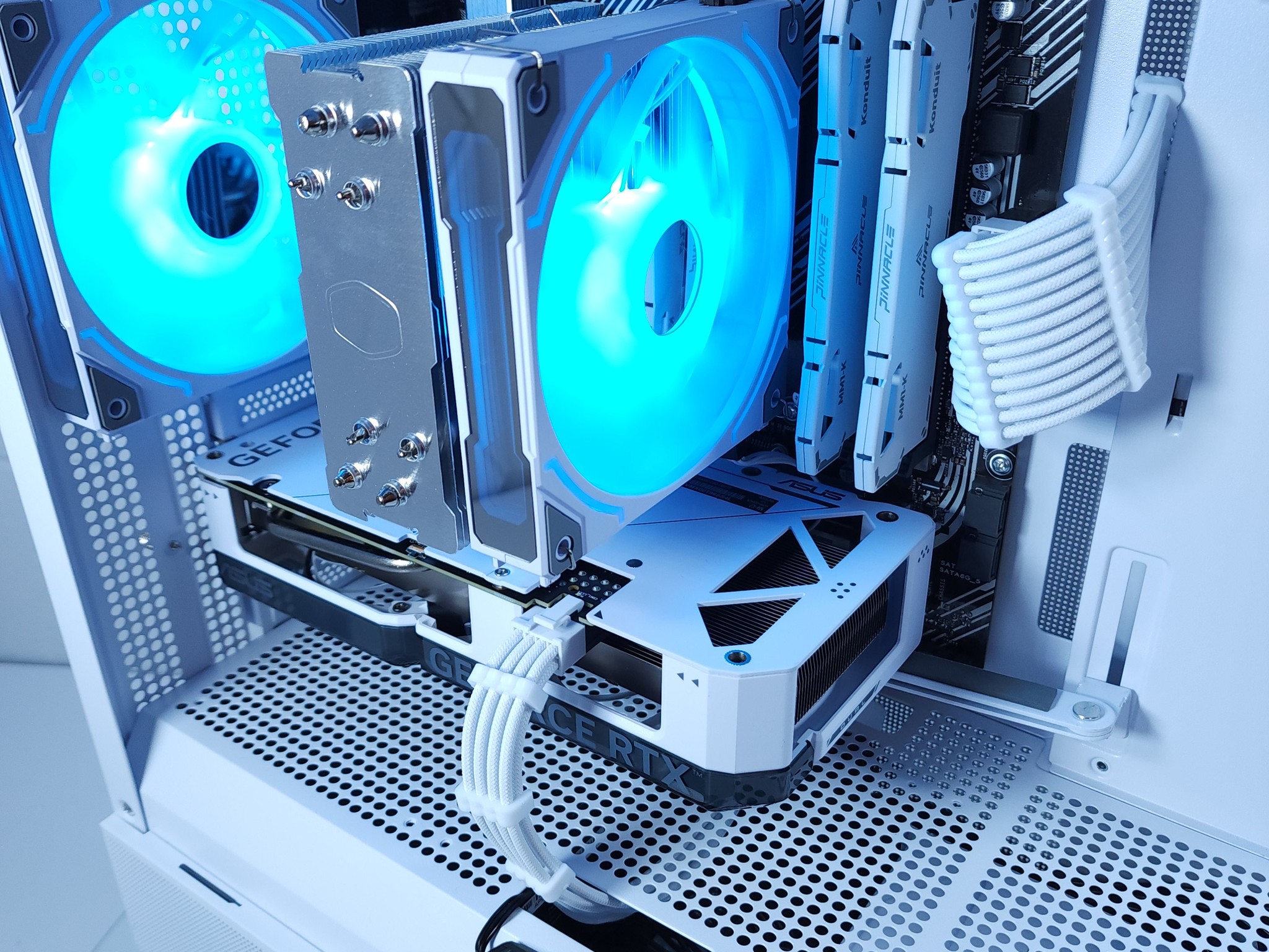 💙RTX 4060●Ryzen 5 5600G●1080p Gaming Computer
