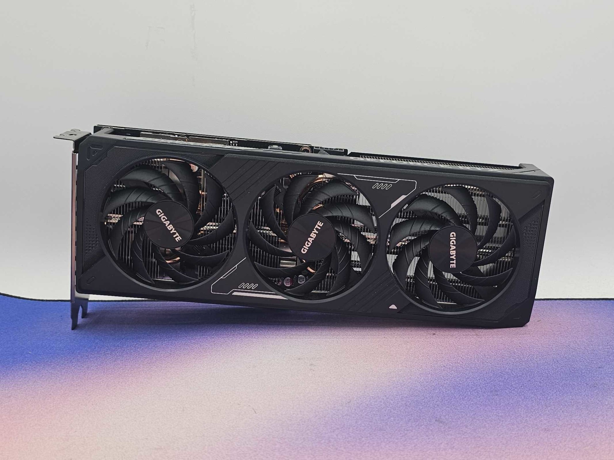 Gigabyte Windforce OC SFF RTX 5070