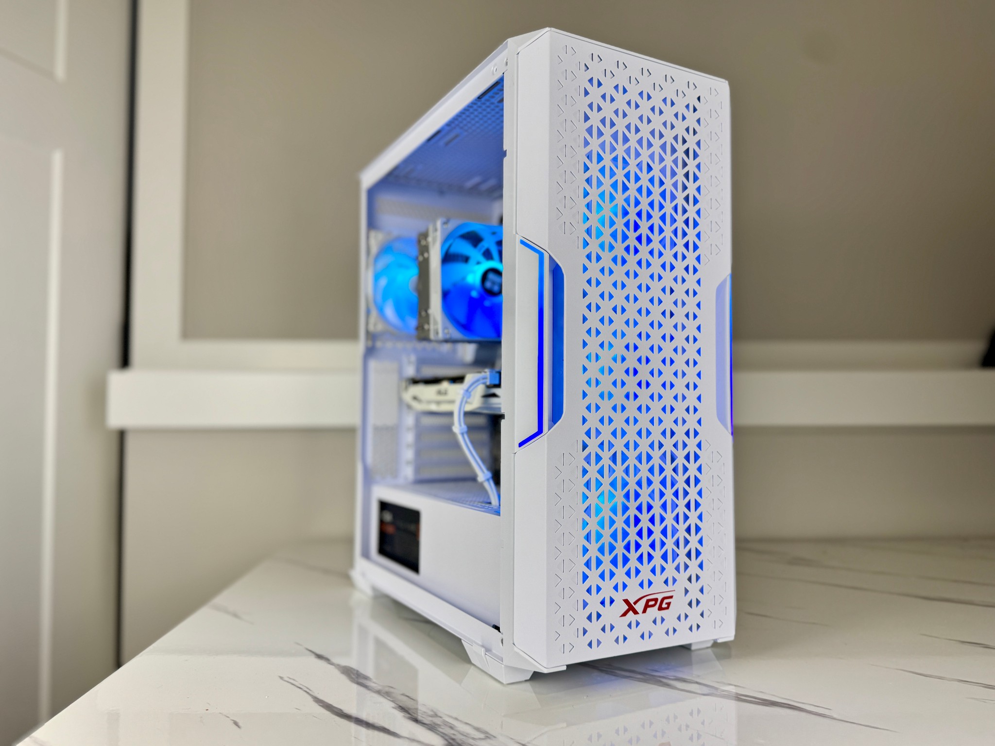 White Budget Beast! Intel i5 GTX 1060, 16GB 1080P Gaming/Streaming PC
