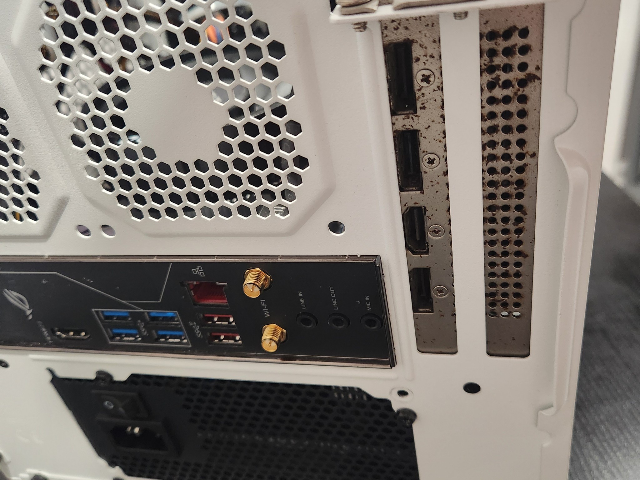 Custom AMD RX 5700 XT starter gaming PC in a box!!!!