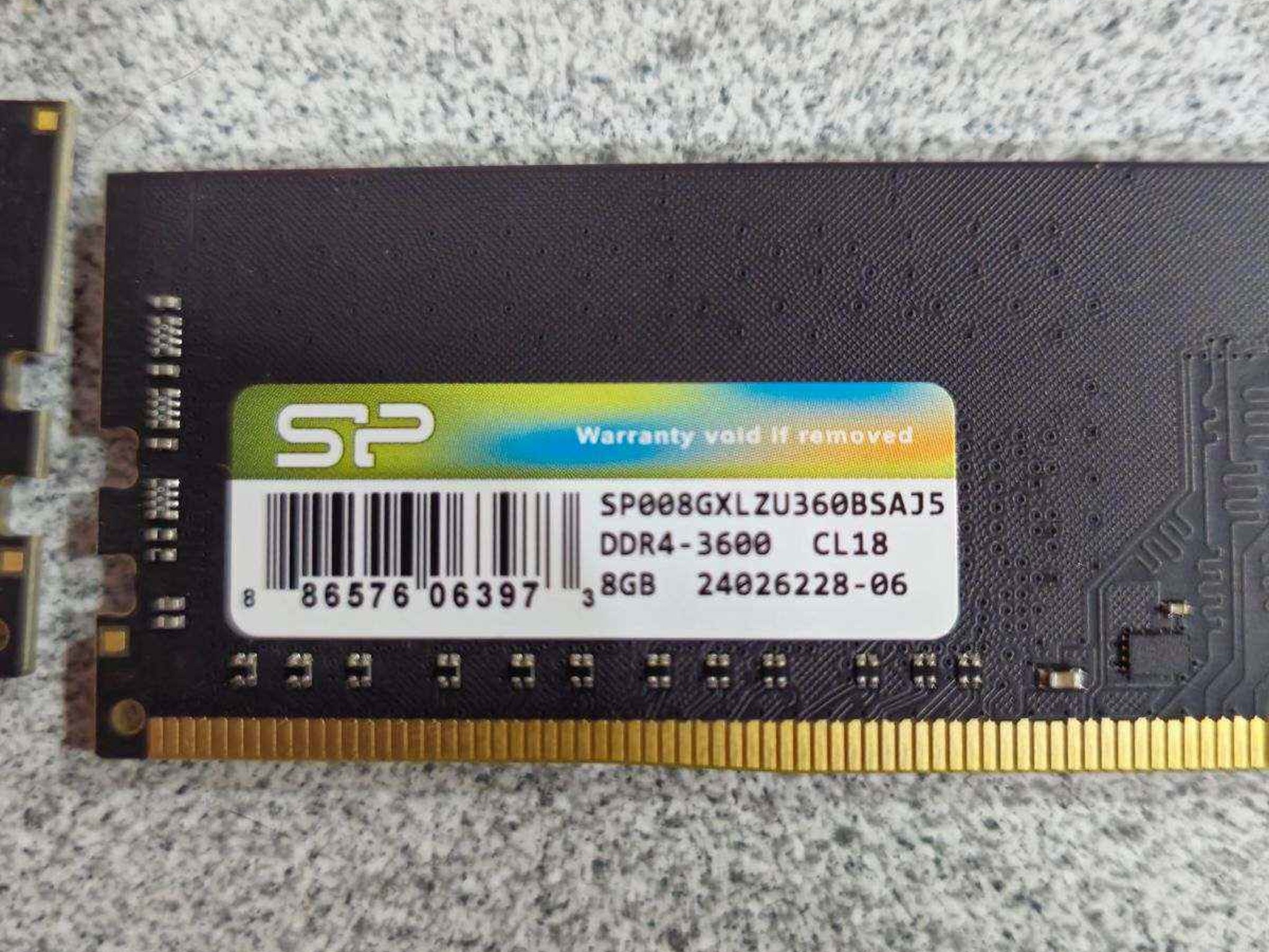*NOT WORKING!!* 2x8GB DDR4 3600mhz silicon power ram