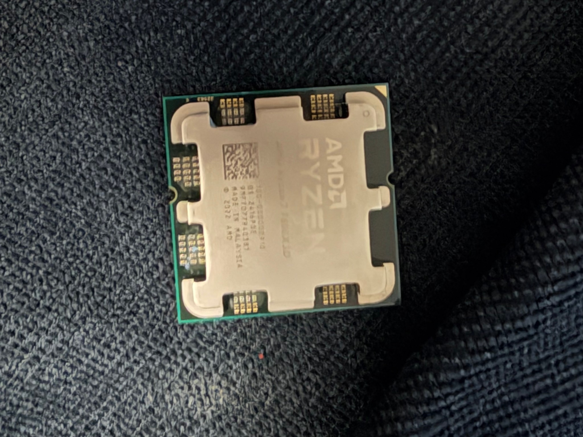 AMD Ryzen 7 7800X3D