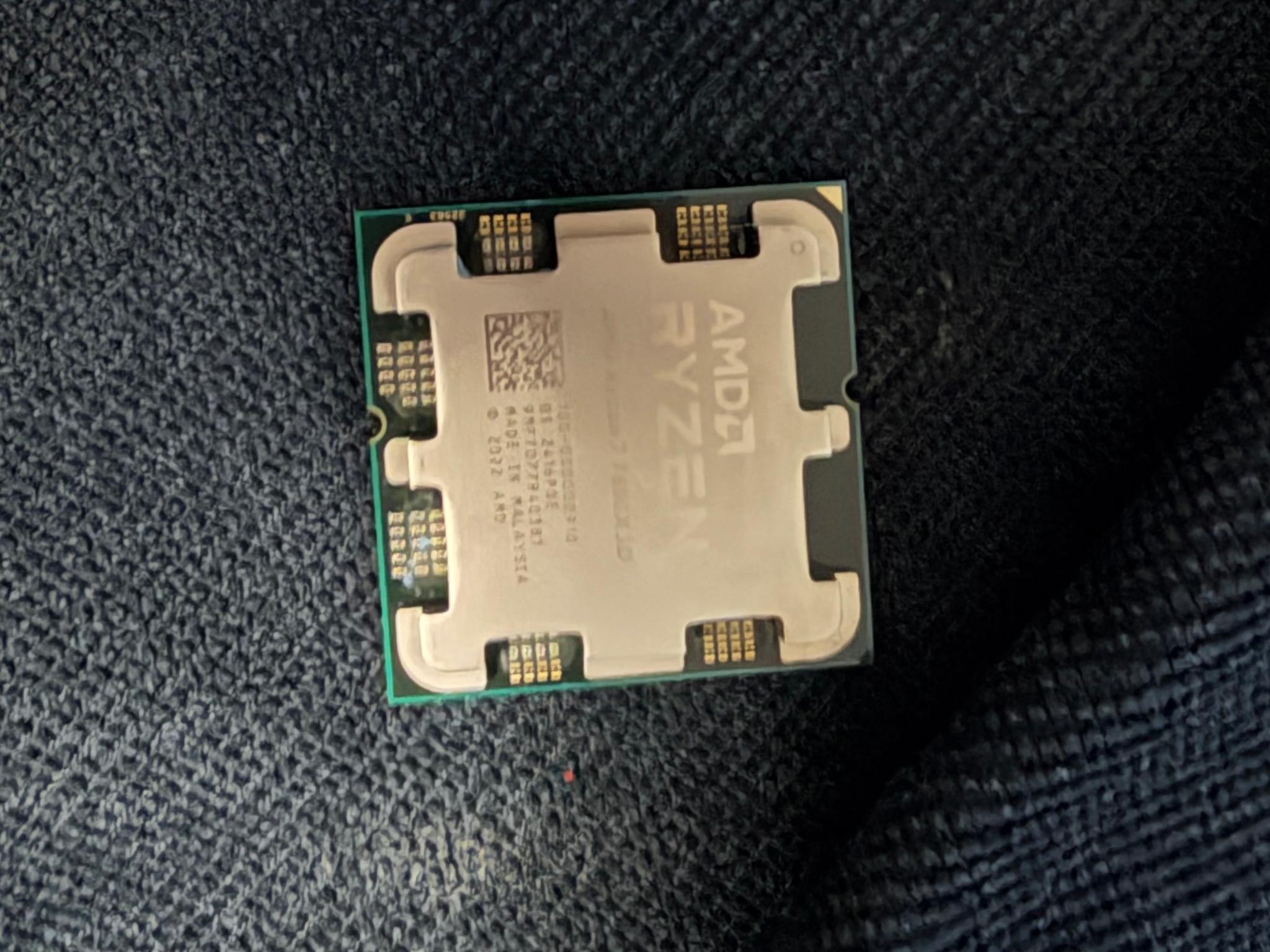 AMD Ryzen 7 7800X3D