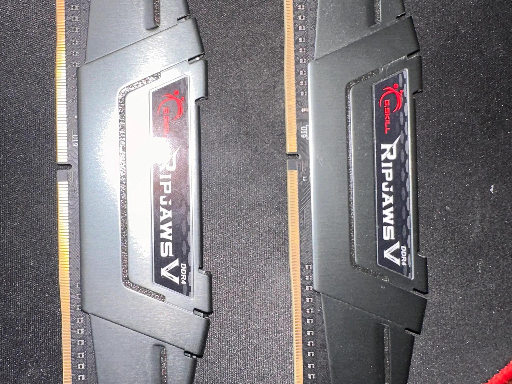 G Skill Ripjaws V, 3200 MT/s DDR4 Ram, 2 x 8 GB, 16GB Total