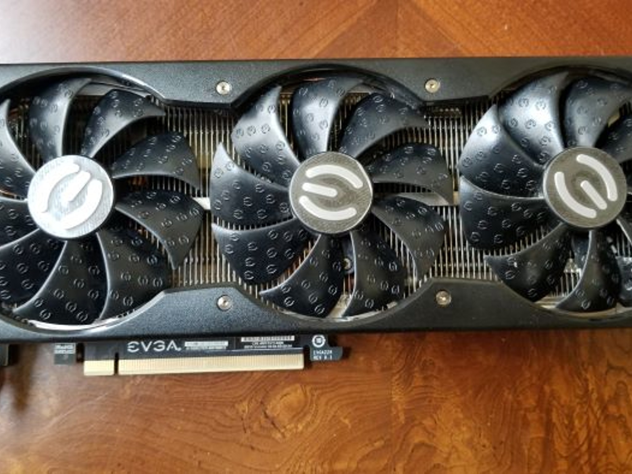 EVGA GeForce RTX 3060 Ti FTW3 ULTRA GAMING, 08G-P5-3667-KL