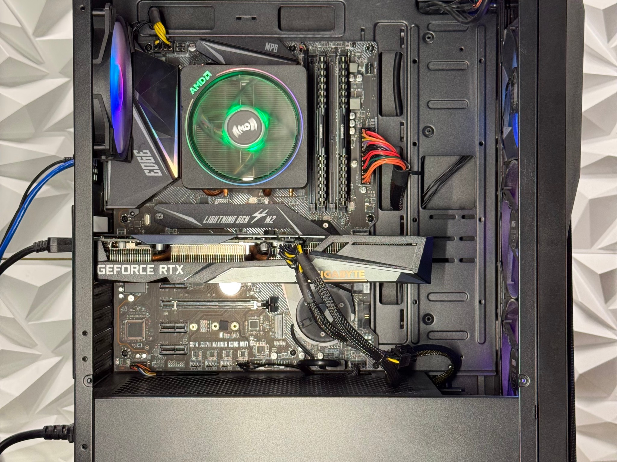 RTX 3060 / Ryzen 7 3800x / 16GB Ram / 512GB SSD / X570 Chipset / upgradable / gaming pc