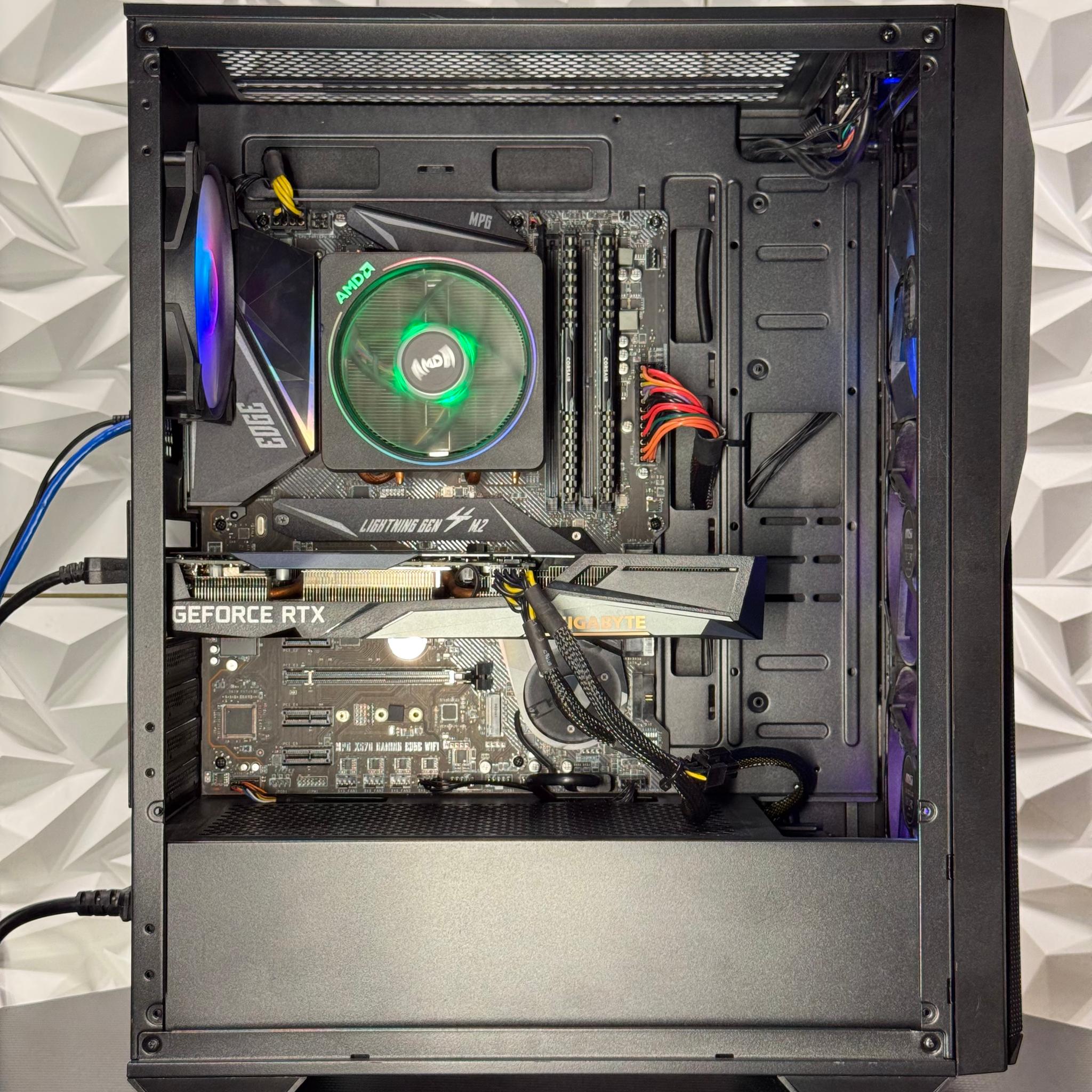 RTX 3060 / Ryzen 7 3800x / 16GB Ram / 512GB SSD / X570 Chipset / upgradable / gaming pc
