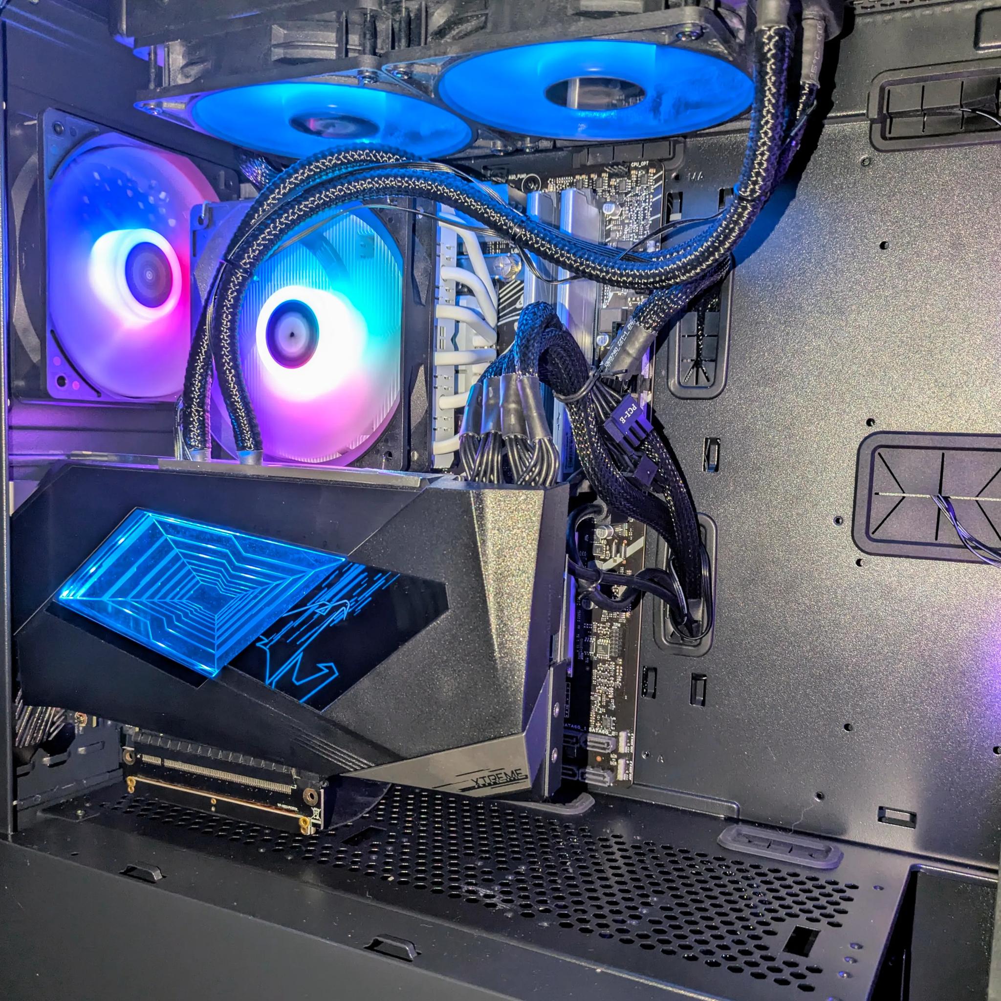 RTX 3080 | i5-12600KF | 32GB DDR5 | 1TB NVMe