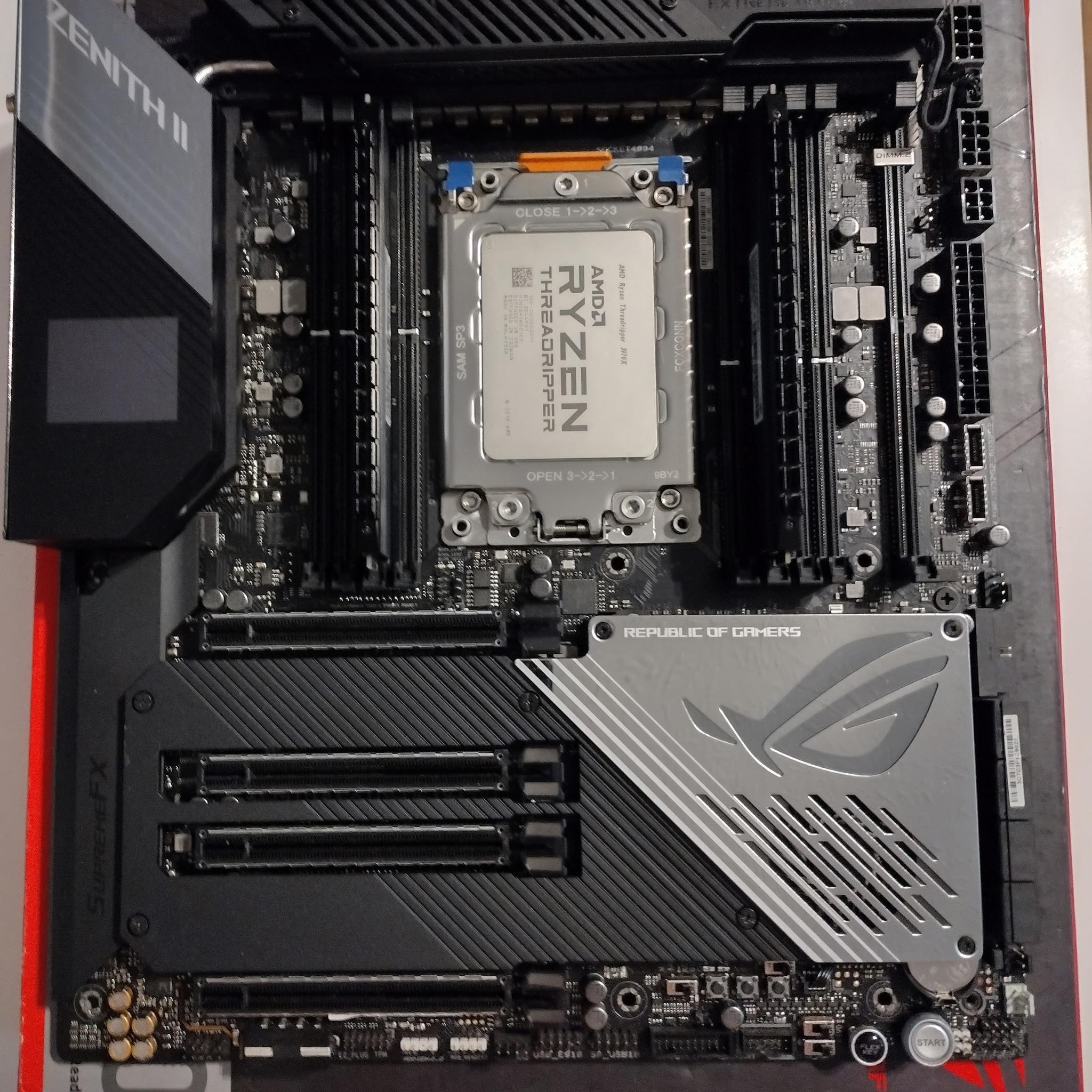 AMD RYZEN THREADRIPPER 3970X + ASUS ROG ZENITH II EXTREME ALPHA + NOCTUA NH-U14S (NO RAM/MEMORY)