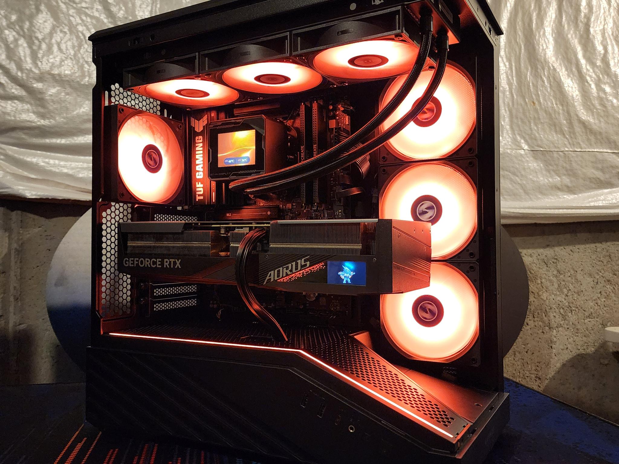 RTX 4080 / Ryzen 7 7800X3D / 16GB DDR5 RAM / 2TB NVMe