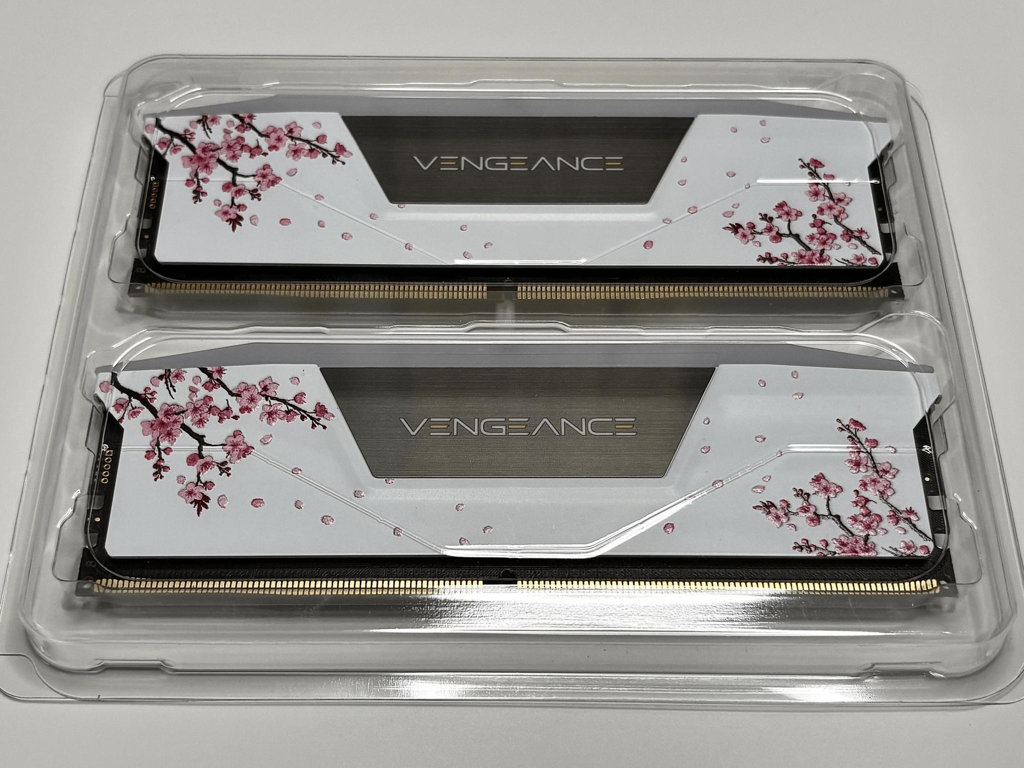 New High-End Custom PC|Sakura 9060XT 16GB|i5-14600K|32GB DDR5-6000|990Pro 2TB|Z790|1000W
