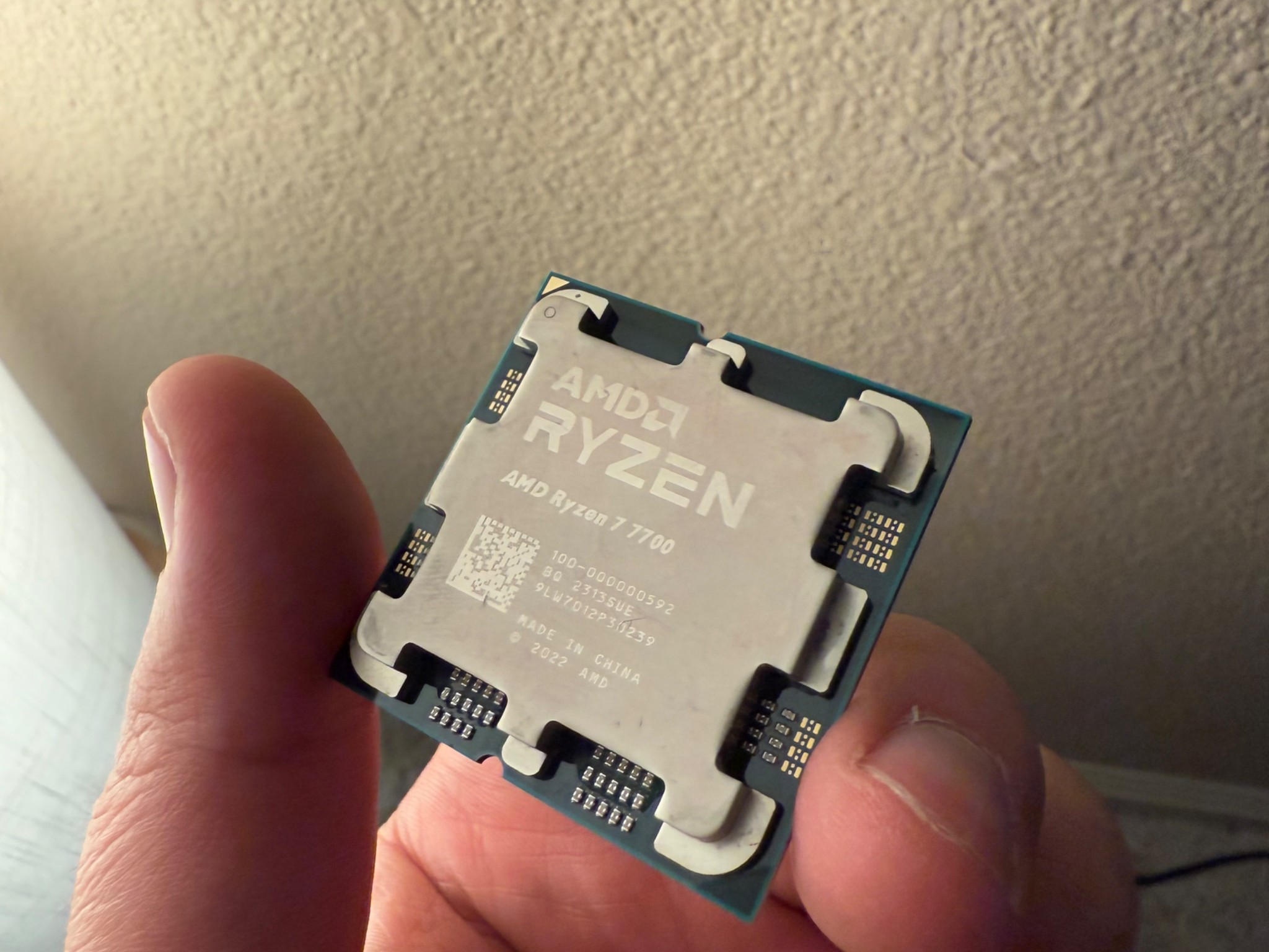 AMD Ryzen 7 7700