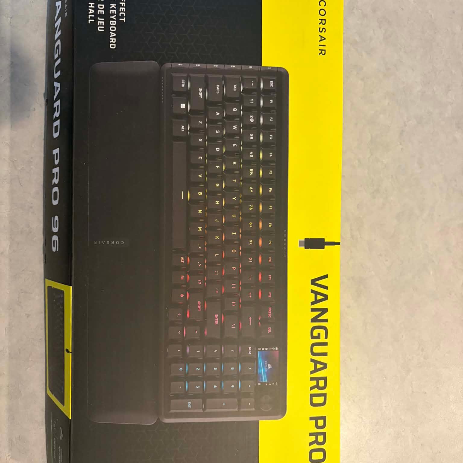 VANGUARD PRO 96 Hall Effect Gaming Keyboard