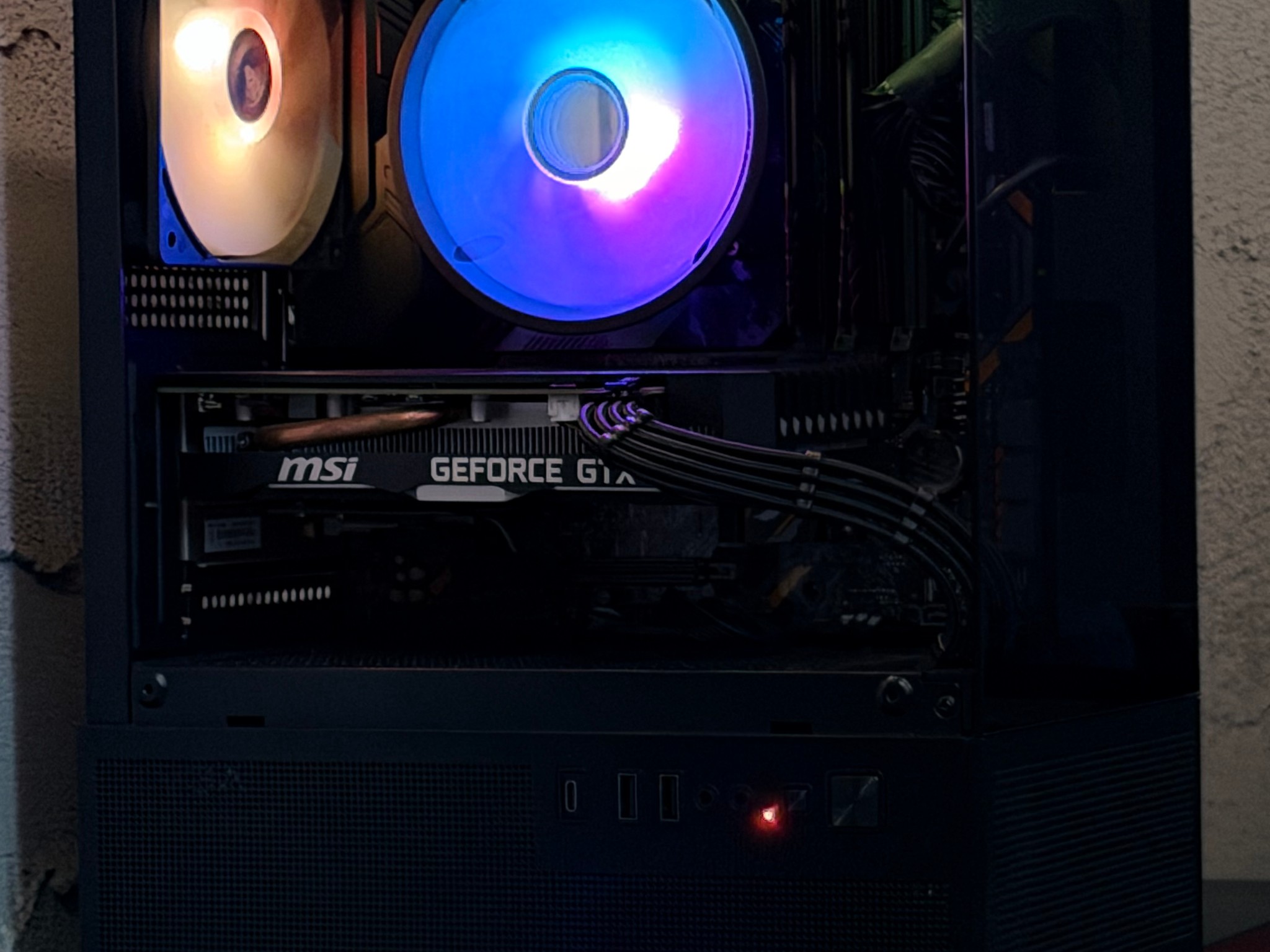 GTX 1660 Ti + i7-9700F + 16gb RAM + 1.5TB Storage | Gaming PC