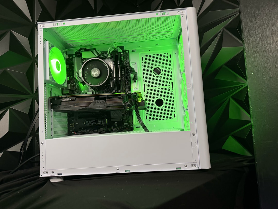 🤍🌲 WHITE WOOD TI 🌲🤍Ryzen 5 5500| GTX 1080Ti| 16 GB DDR4| 500