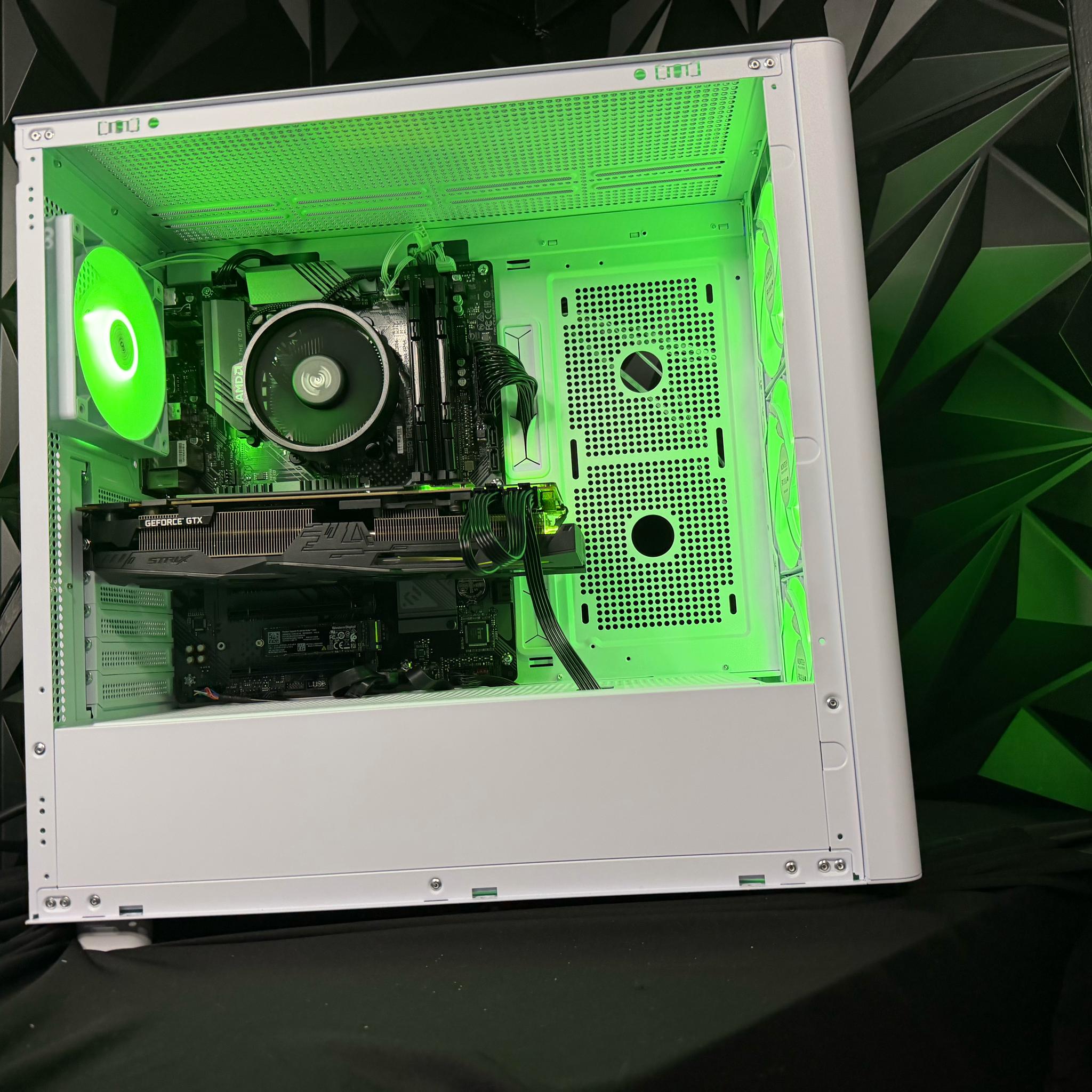 🤍🌲 WHITE WOOD TI 🌲🤍Ryzen 5 5500| GTX 1080Ti| 16 GB DDR4| 500 GB NVMe| 650W PSU