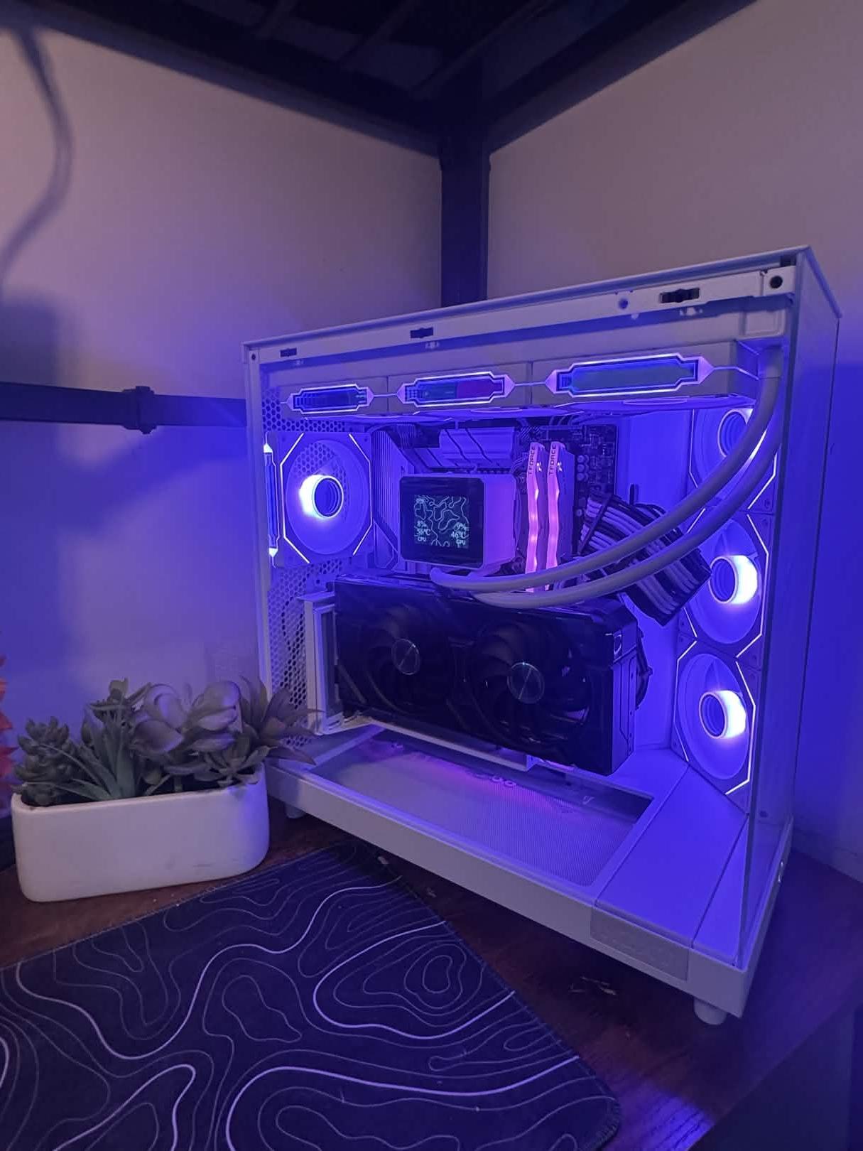 White/Black "Tuxedo" High End PC - i7 13700KF | RTX 4070 | 32GB DDR5