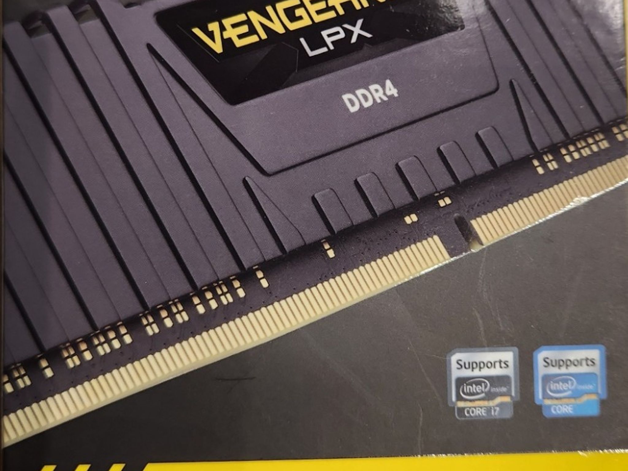 Corsair DDR4 Vengence LPX 16GB (2x8GB) kit