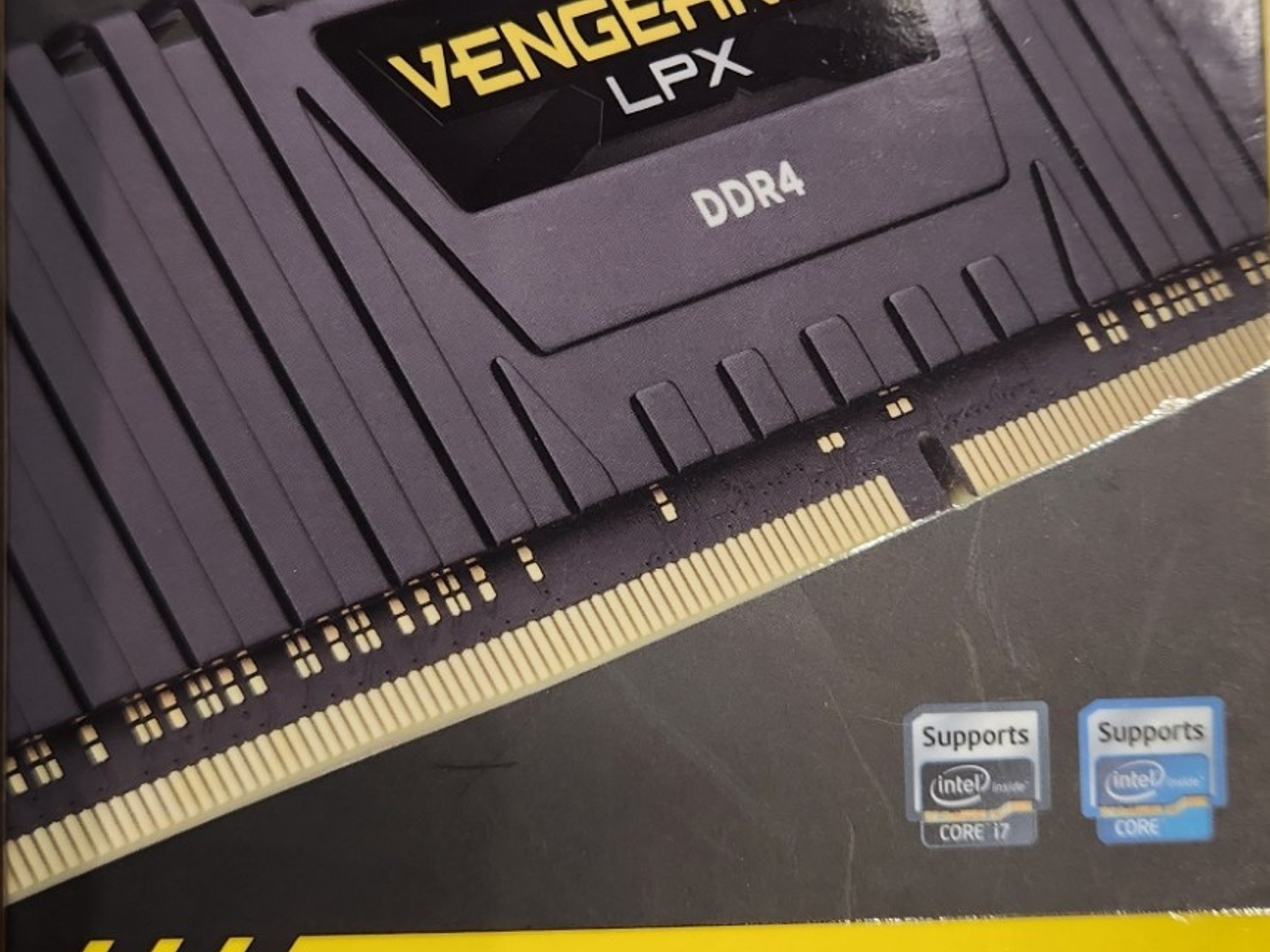 Corsair DDR4 Vengence LPX 16GB (2x8GB) kit