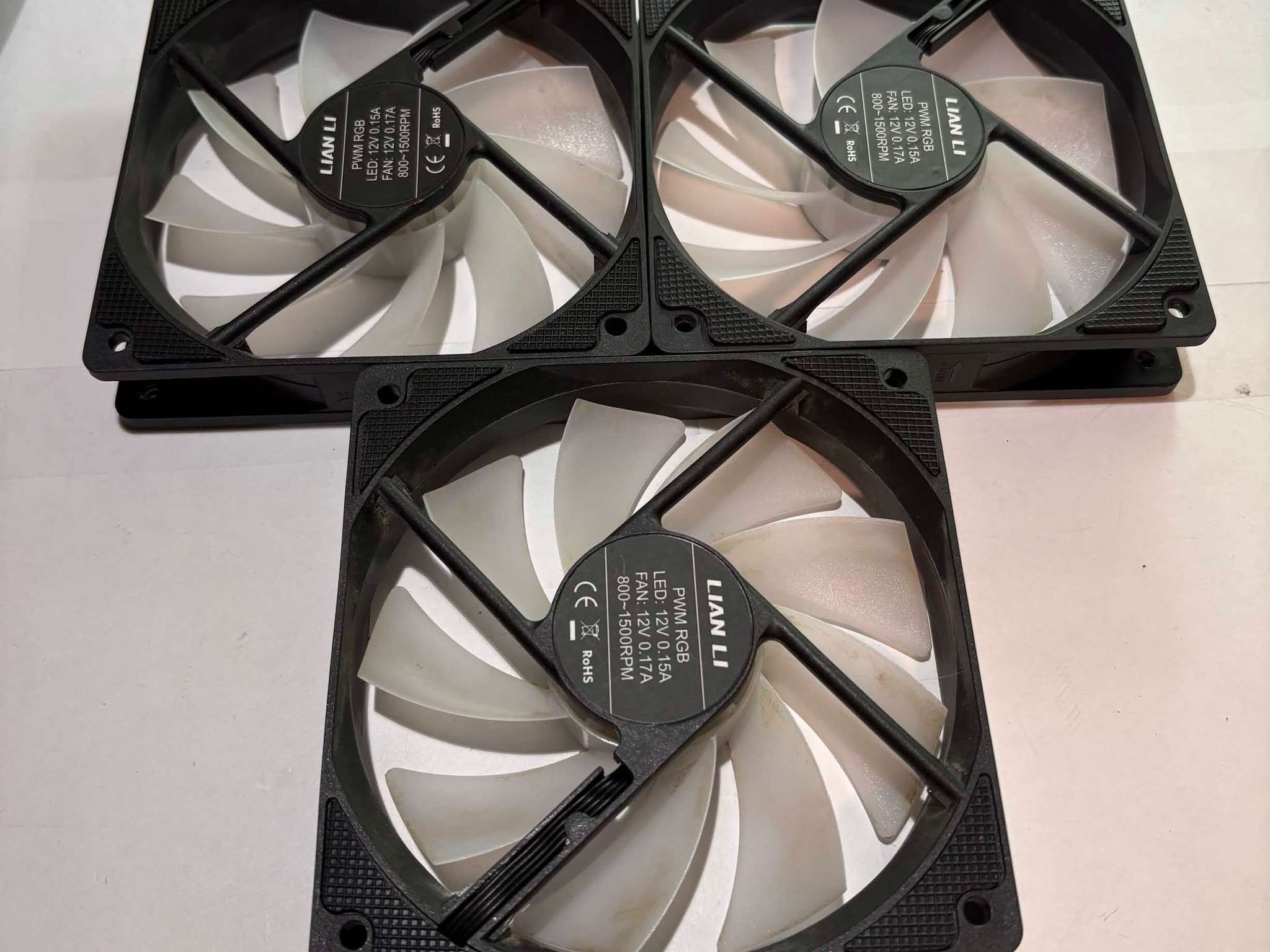 Lian Li UNI FAN AL120 RGB PWM Fans - 3 Pack