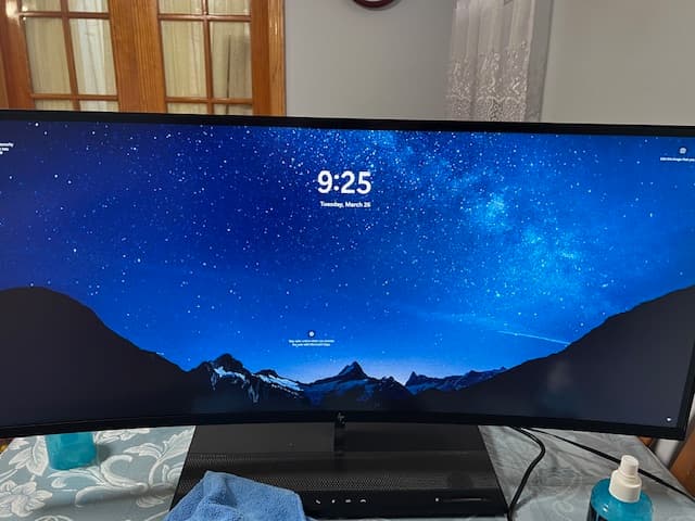 HP EliteOne 1000 G2 34 in. Curved All In One PC