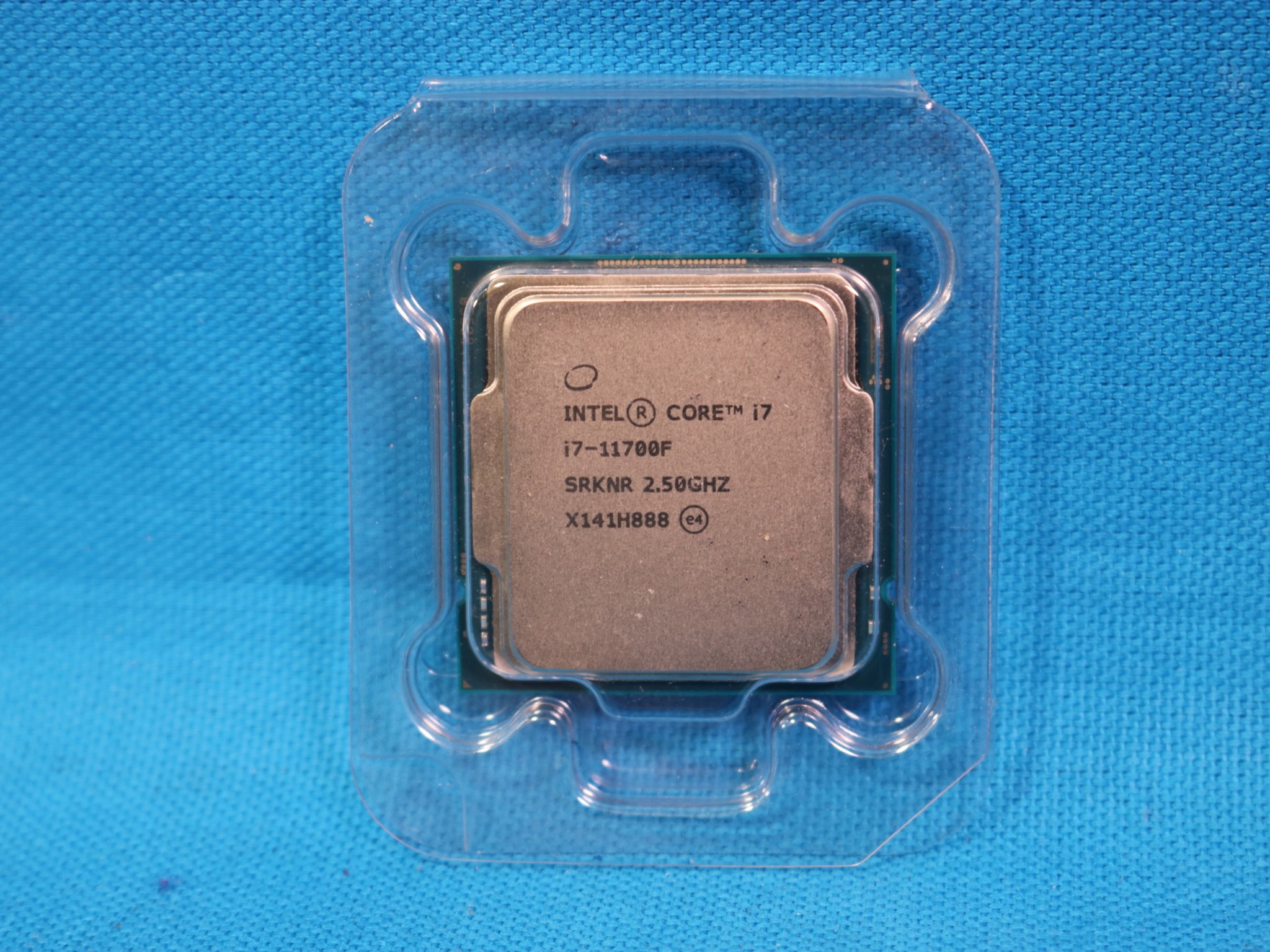 Intel Core i7-11700F 2.50GHz Socket LGA1200 8-Core 16-Thread 16MB Desktop CPU SRKNR