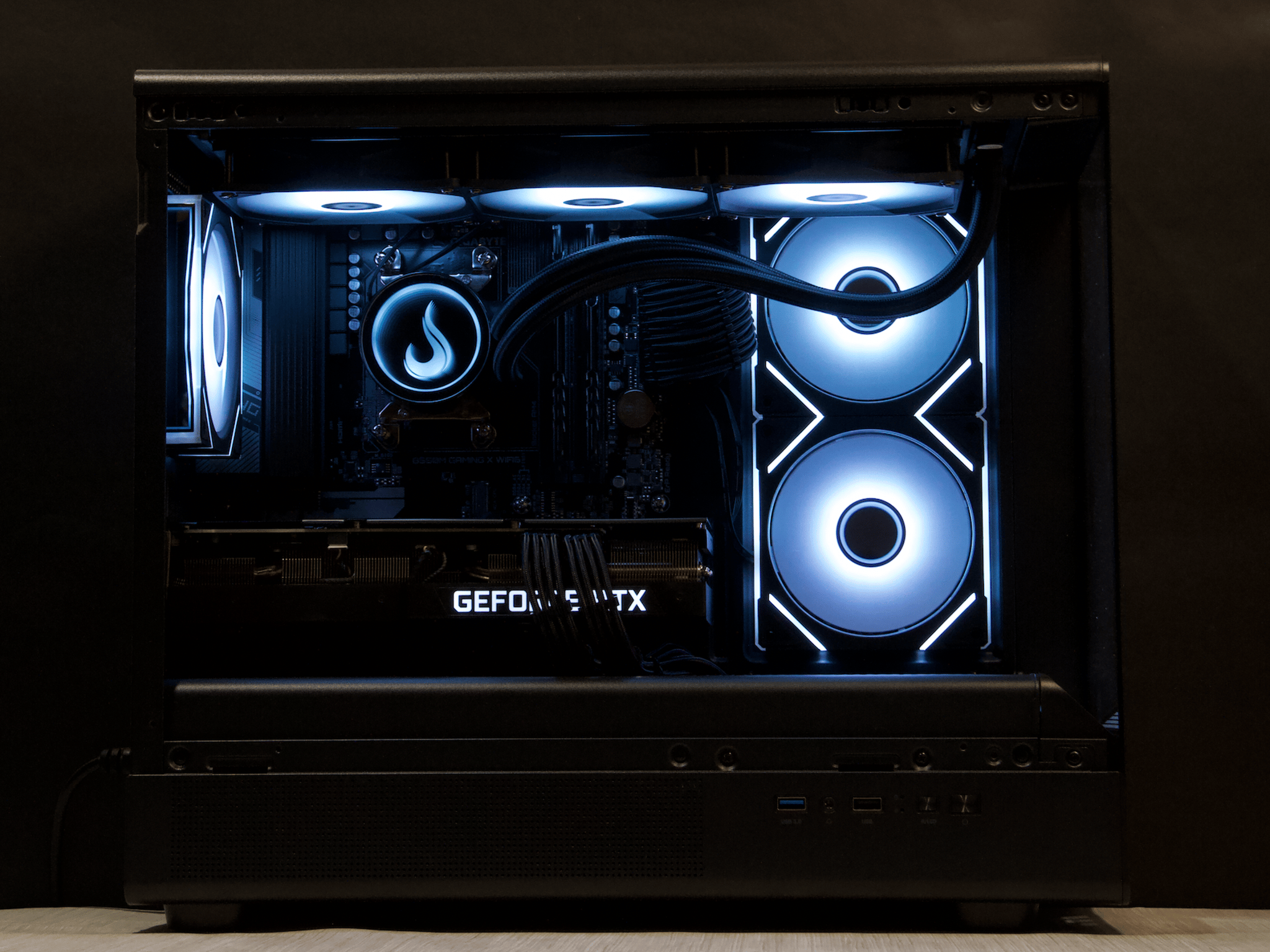 RTX 3080, Ryzen 7 3700X, 32GB DDR4, 1TB NVMe SSD, WiFi - Liquid Cooled Gaming PC