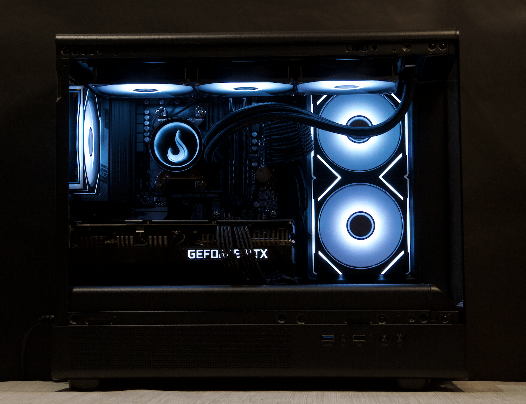 RTX 3080, Ryzen 7 3700X, 32GB DDR4, 1TB NVMe SSD, WiFi - Liquid Cooled Gaming PC