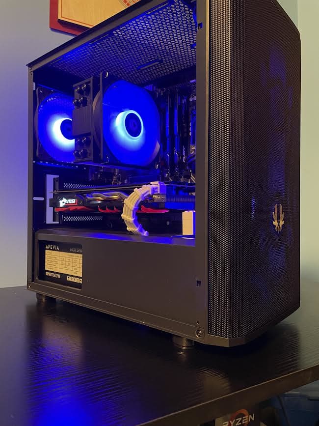 Rgb gaming pc ryzen 5 and RX 580