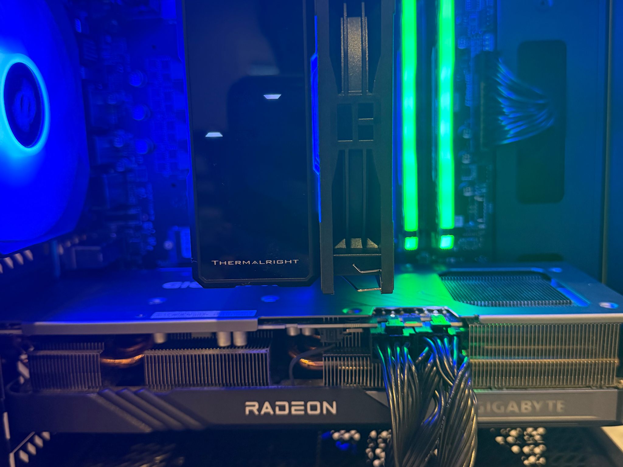 Radeon RX 7600 XT Custom Gaming PC - Ryzen 5 5500, 32GB RAM