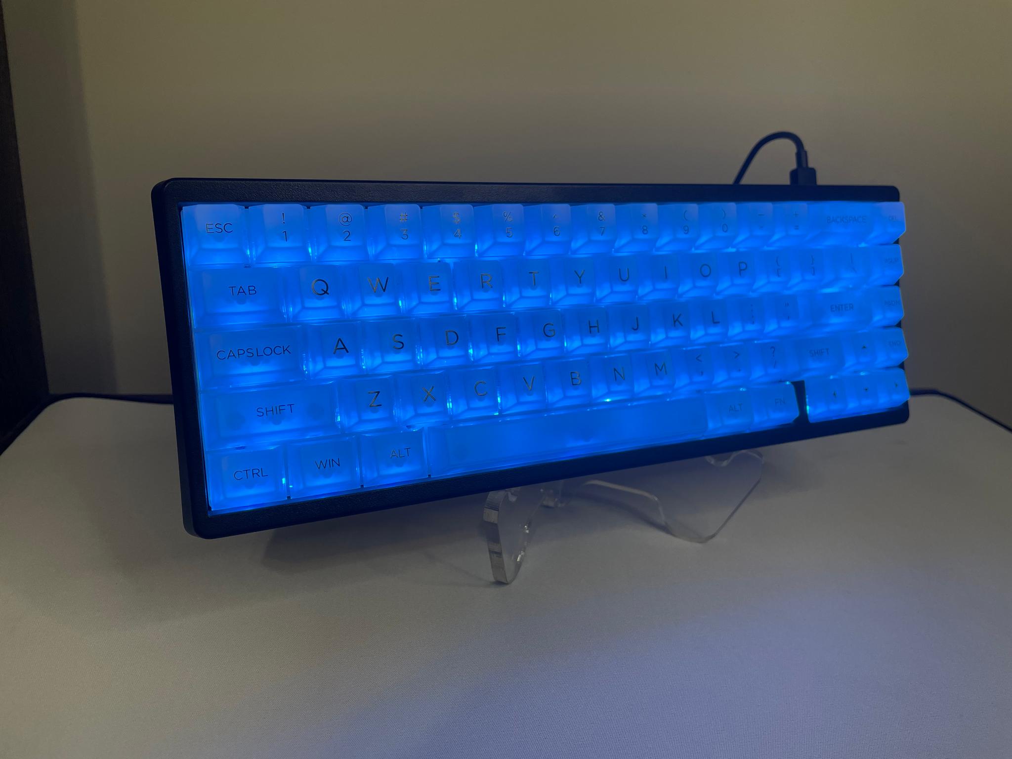 M67 Mechanical Gaming Keyboard - Clear Keycaps with Thocky Switches