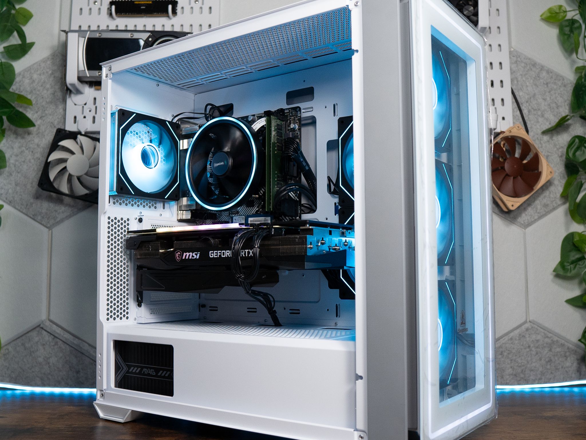 🟣⚪ | MSI RTX 3070 X TRIO 8GB | RYZEN 5 5600X | 32GB DDR4 RAM | 512GB M.2 + 1TB HDD | VaporWave 2.0 |