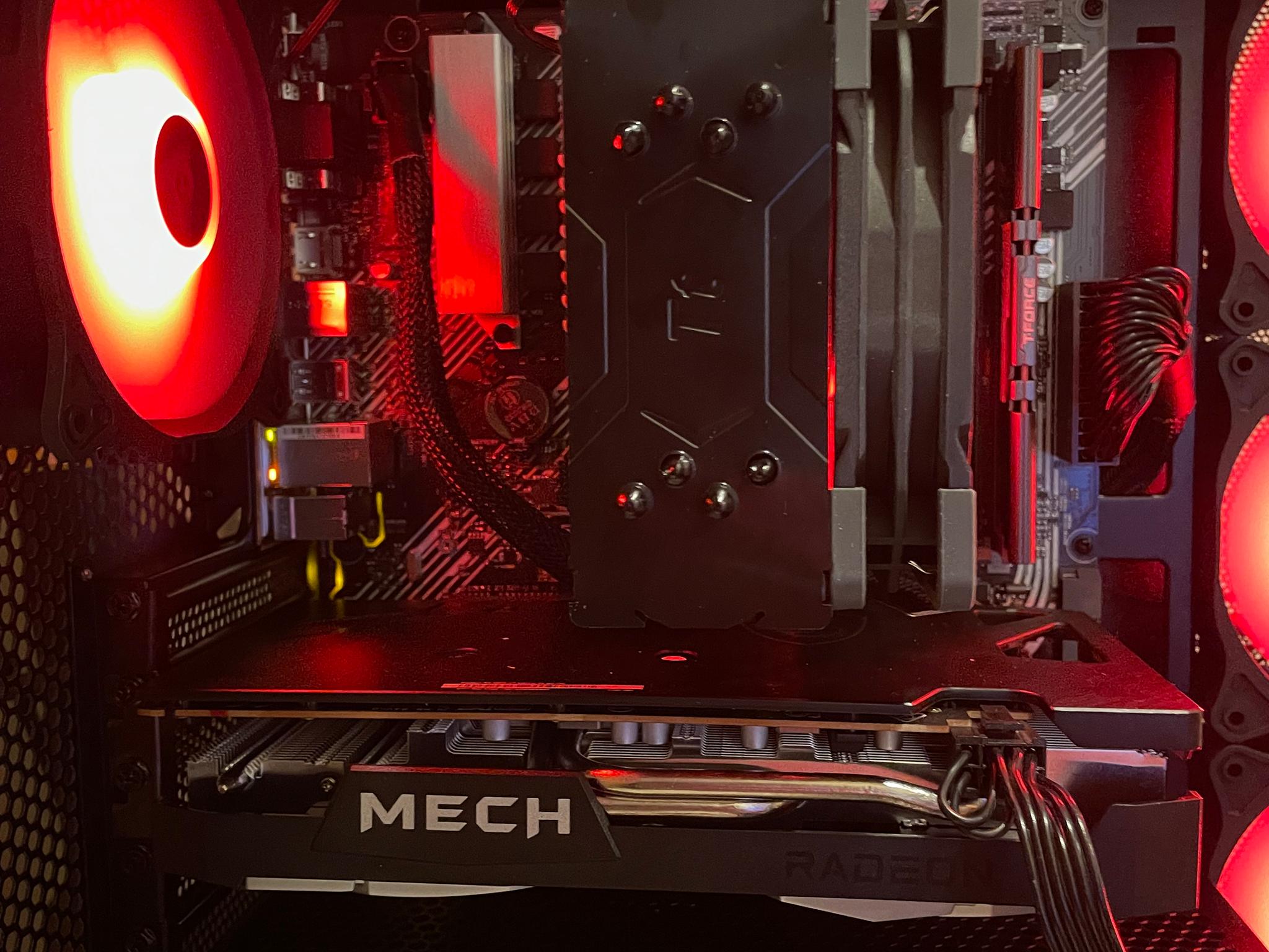 Rx 6600 XT Gaming PC / Ryzen 5 5500 / 16 GB RAM / 1TB NVMe