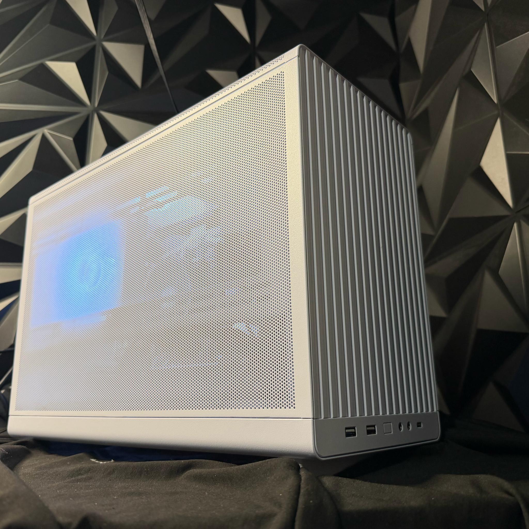 ❄️🎮 ICE GAMER 5590XT 🎮❄️ Ryzen 5 5500| RX 9060XT| 16 GB DDR4| 1.25 TB NVMe| 650W PSU