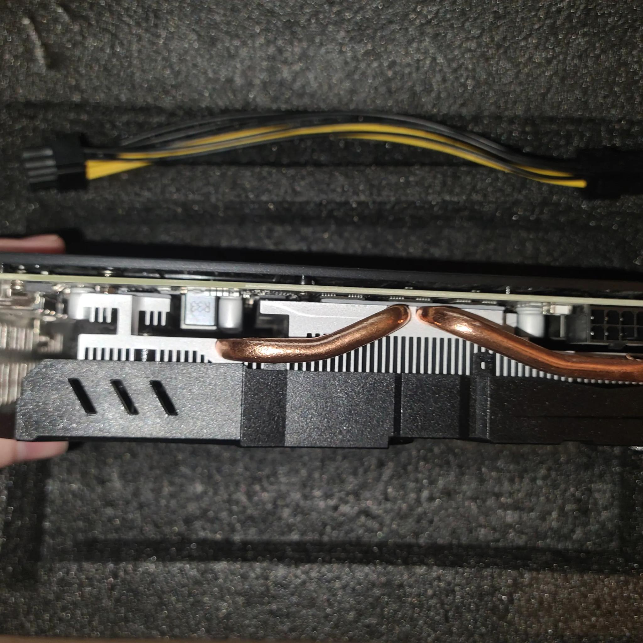AISURIX RX 580 8GB