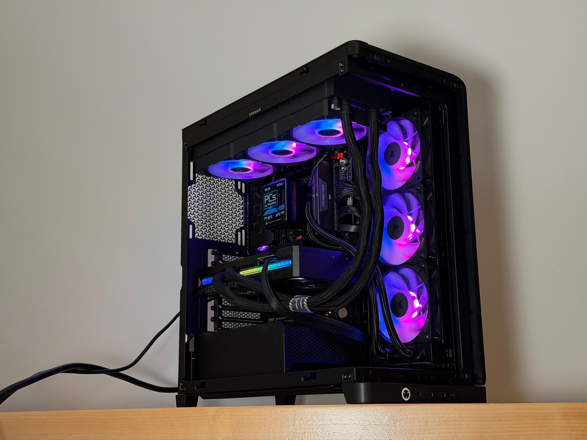 RTX 5090 Astral Liquid Cooled, Ryzen 7 9800x3d Gaming/Workstation PC