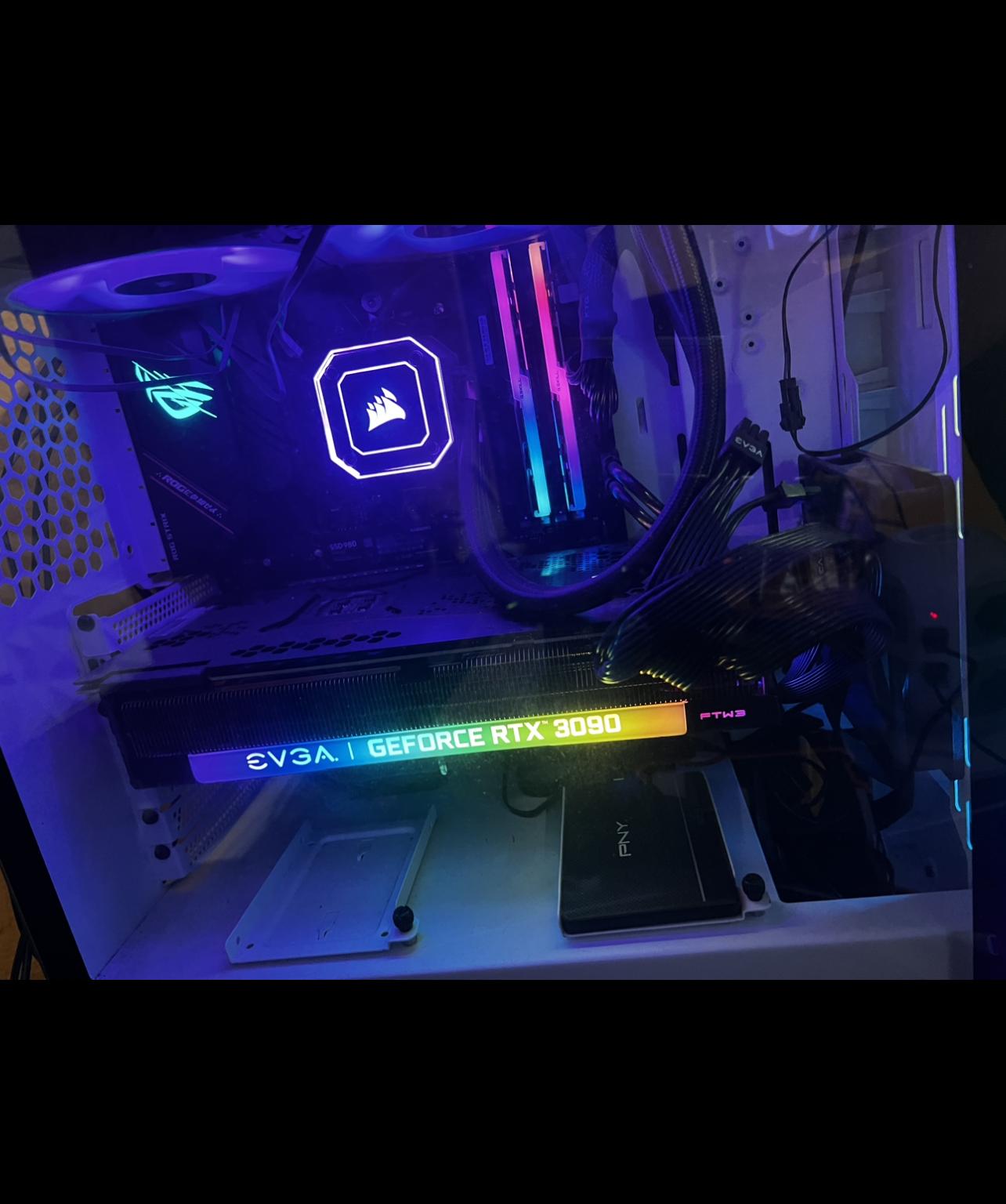 EVGA GeForce RTX 3090 FTW3 ULTRA 24GB GDDR6X Graphics Card