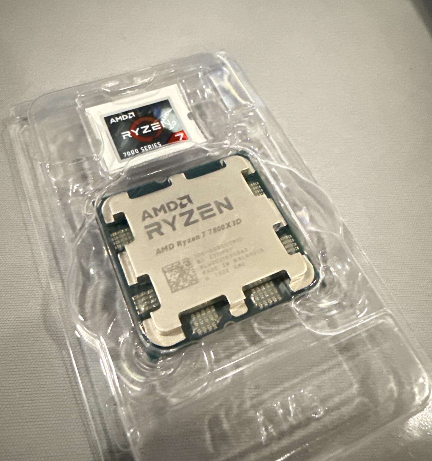 AMD Ryzen 7 7800X3D