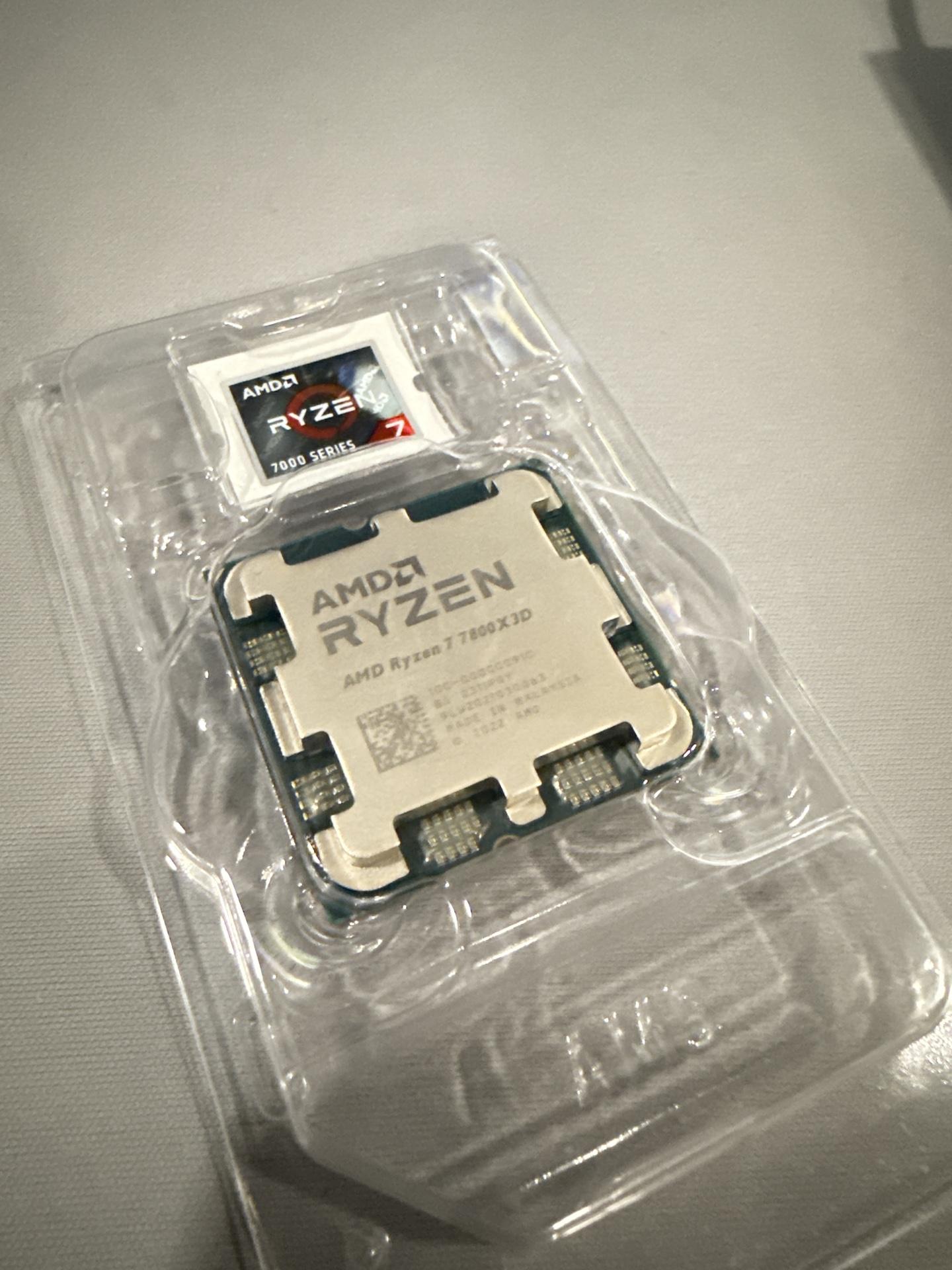 AMD Ryzen 7 7800X3D