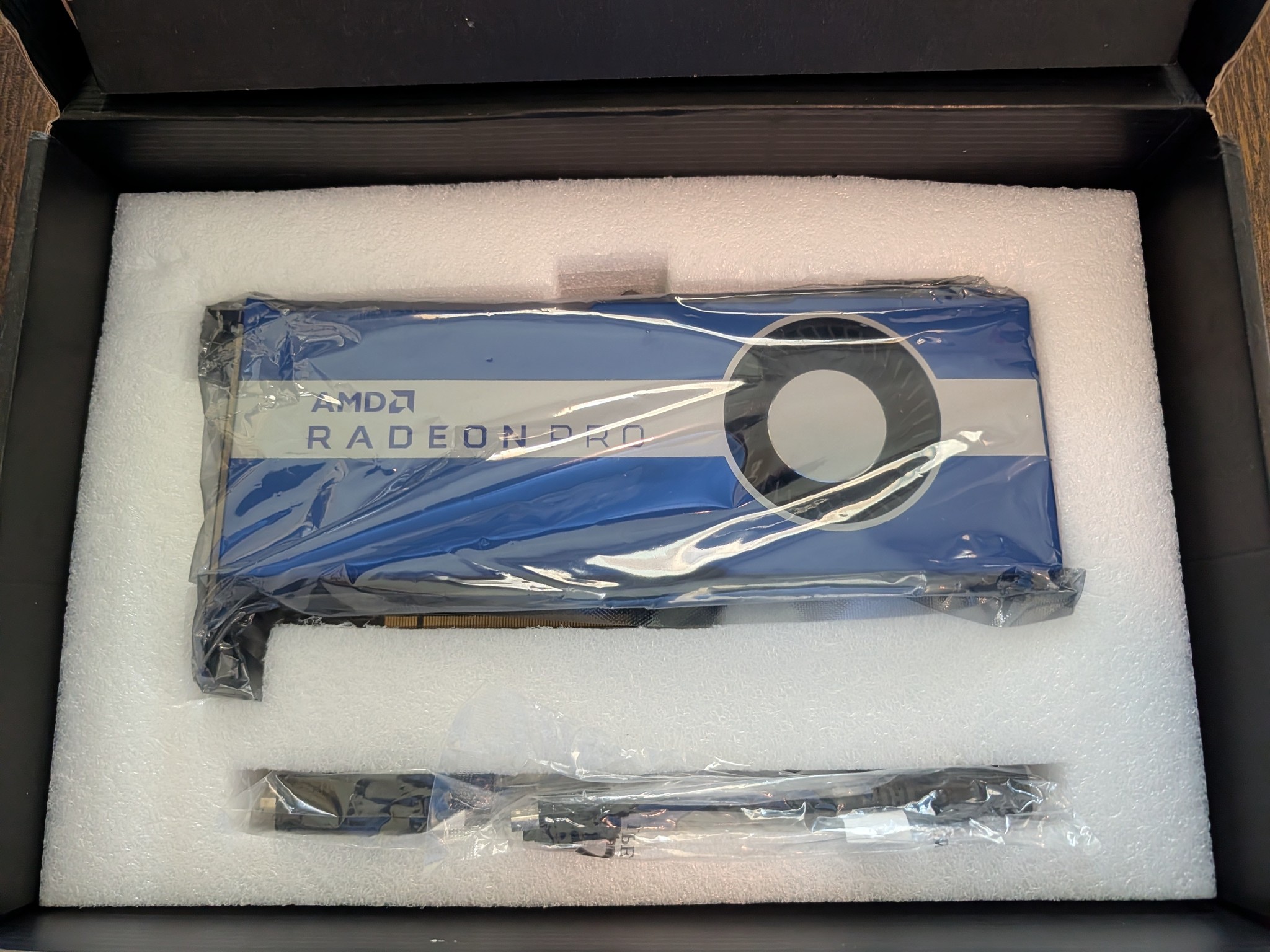 AMD Radeon Pro VII 16GB HBM2 ECC 4096-bit