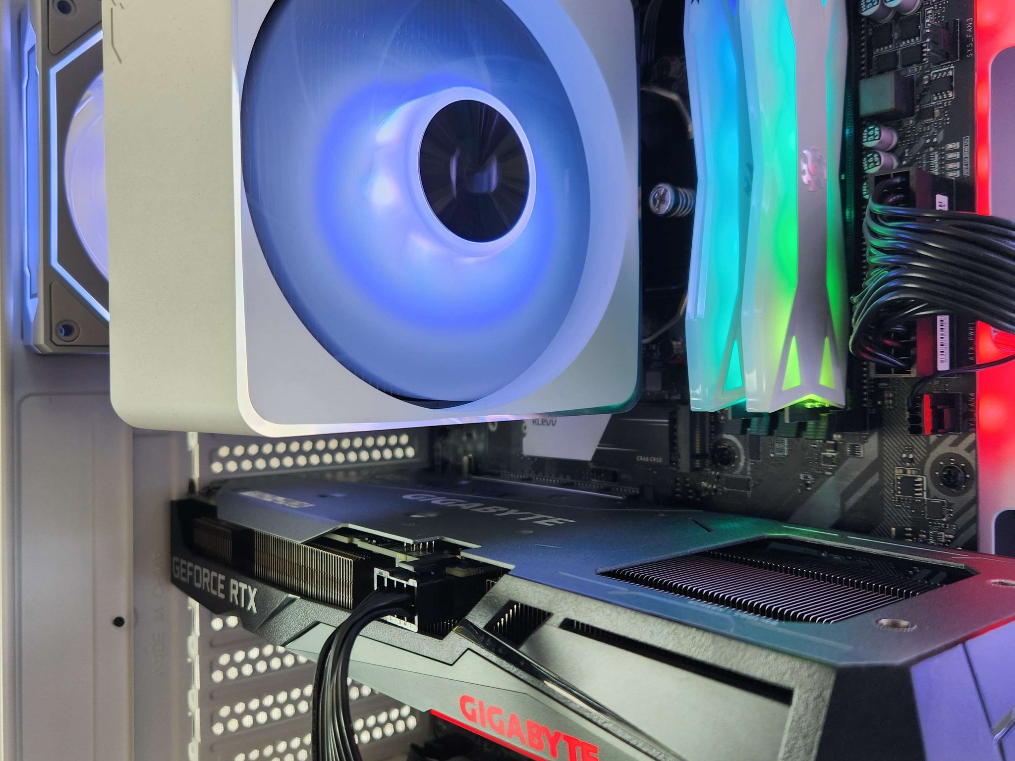 🍀RTX 3060 Ti | Ryzen 5 3600 | 16GB DDR4 | 1TB NVMe | Windows 11