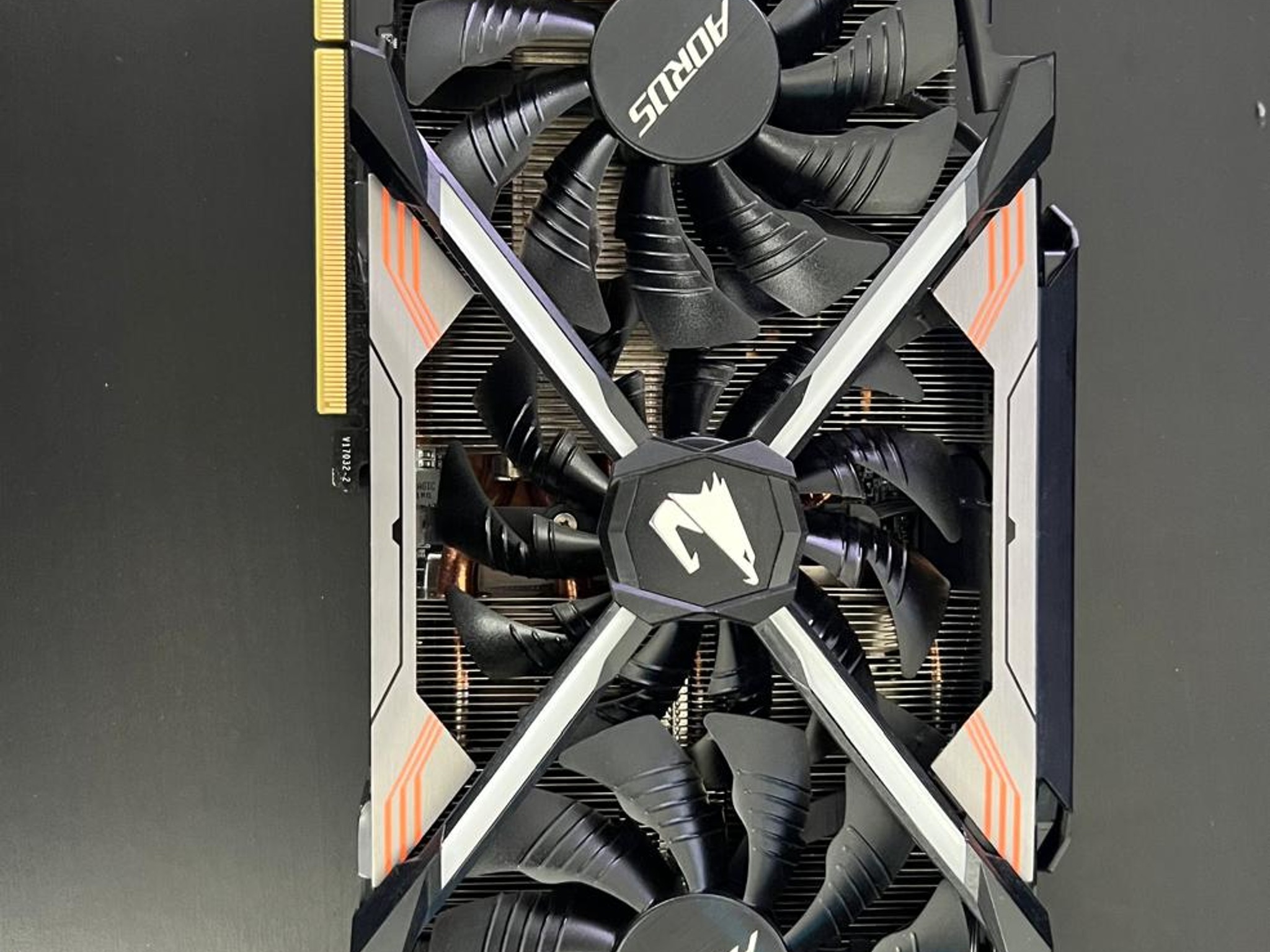 AORUS GeForce® GTX 1080 Ti  11GB Xtreme Edition (GV-N108TAORUS-11GD)
