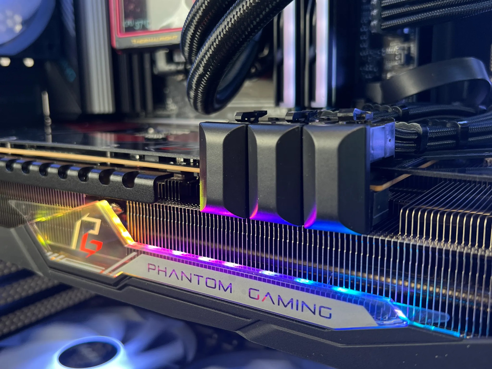 9800X3D | RX 7900 XTX 24GB | 32GB DDR5 | 2TB M.2 | WIN 11 PRO