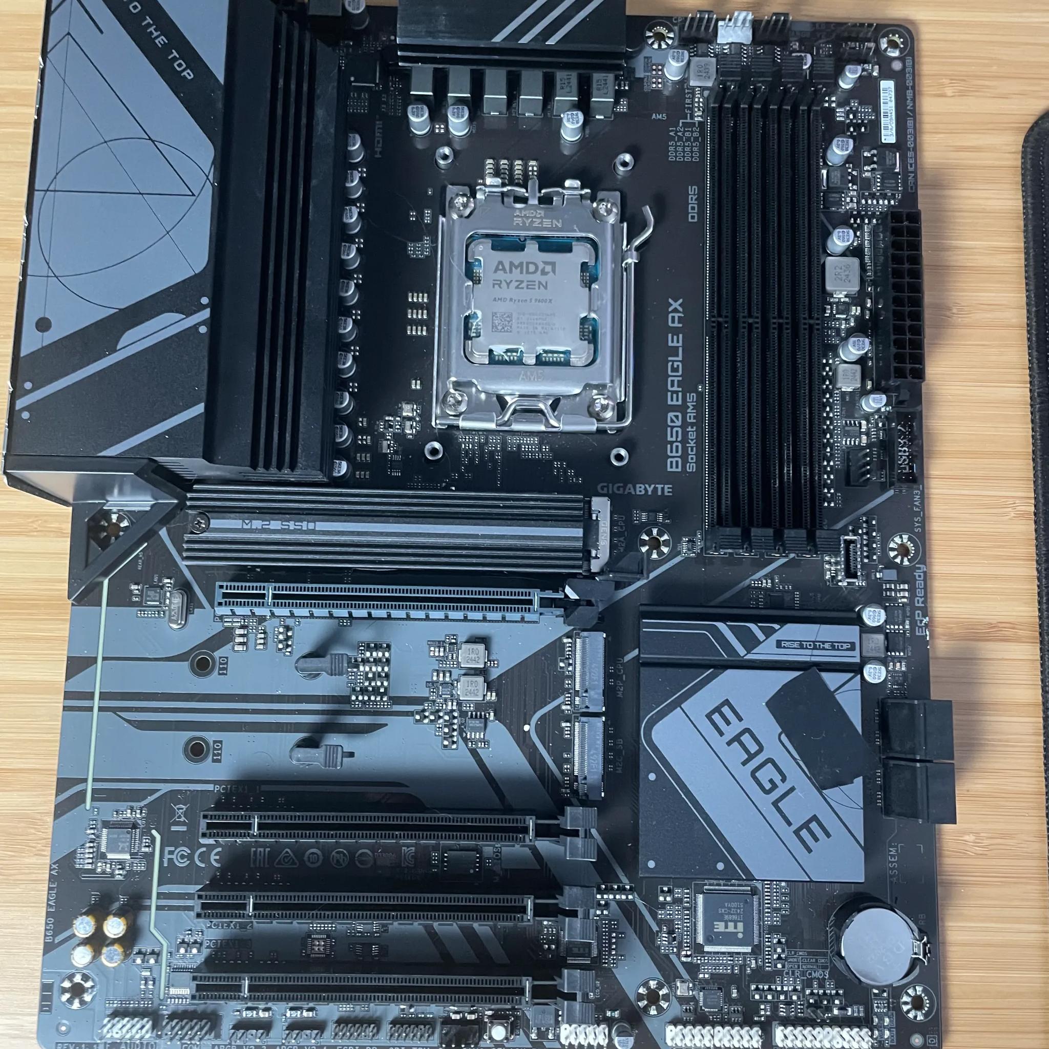 9600X + B650 Eagle AX AM5 DDR5 Motherboard